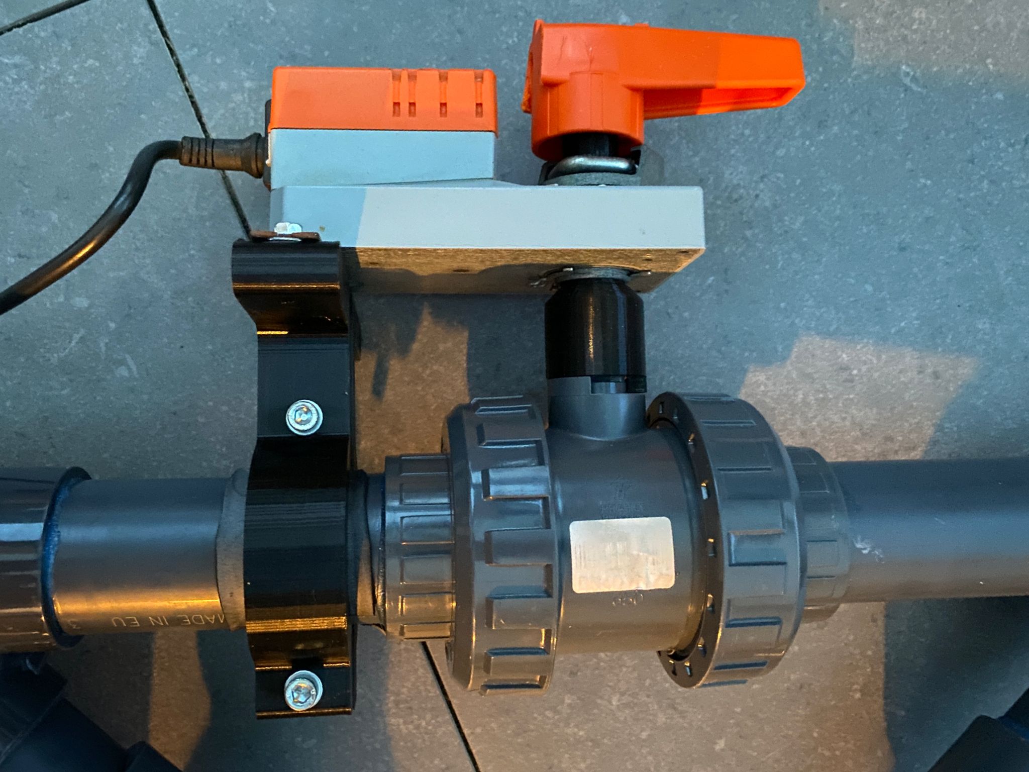 Halter für Belimo SM230 passend zu Adapter Belimo SM230 Kugelhahn Praher D50 S6