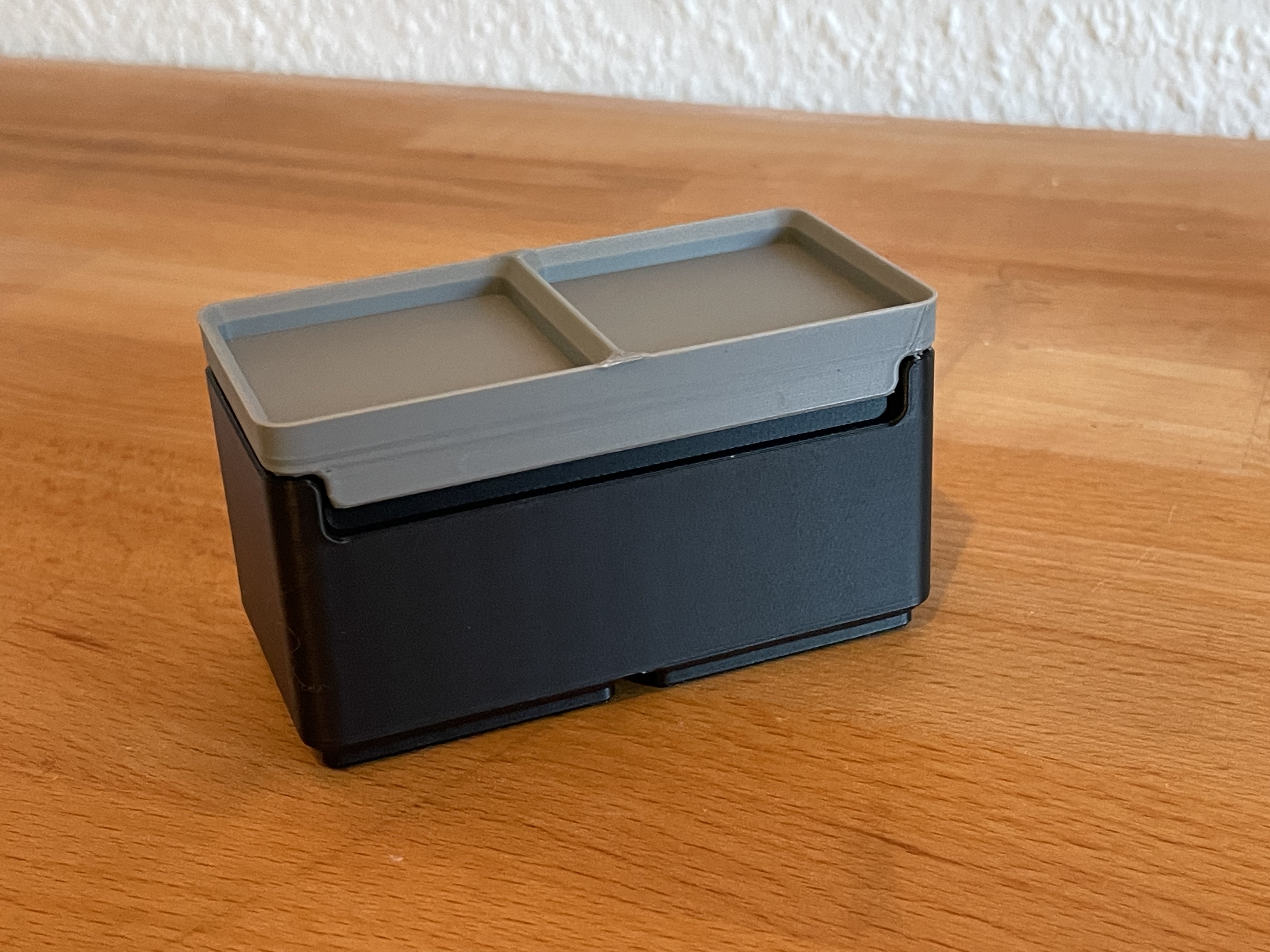 Miniatura 6 do modelo 3D Gridfinity stackable lid bins - parametric