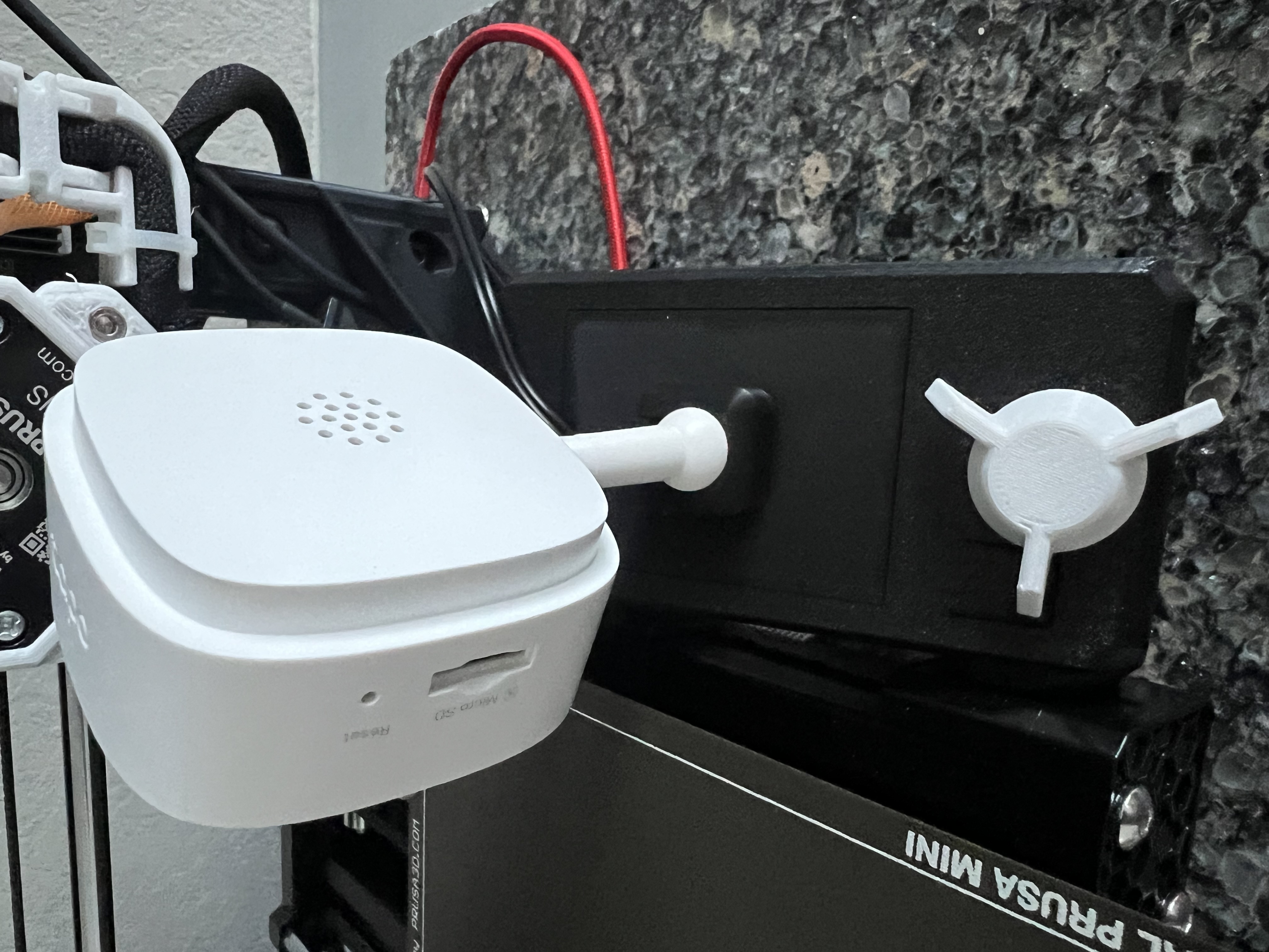 Caméra Surveillance Intérieure Tapo C110 - 3MP UHD - Détection Personne - Vision Nuit 9m - WiFi 2.4GHz