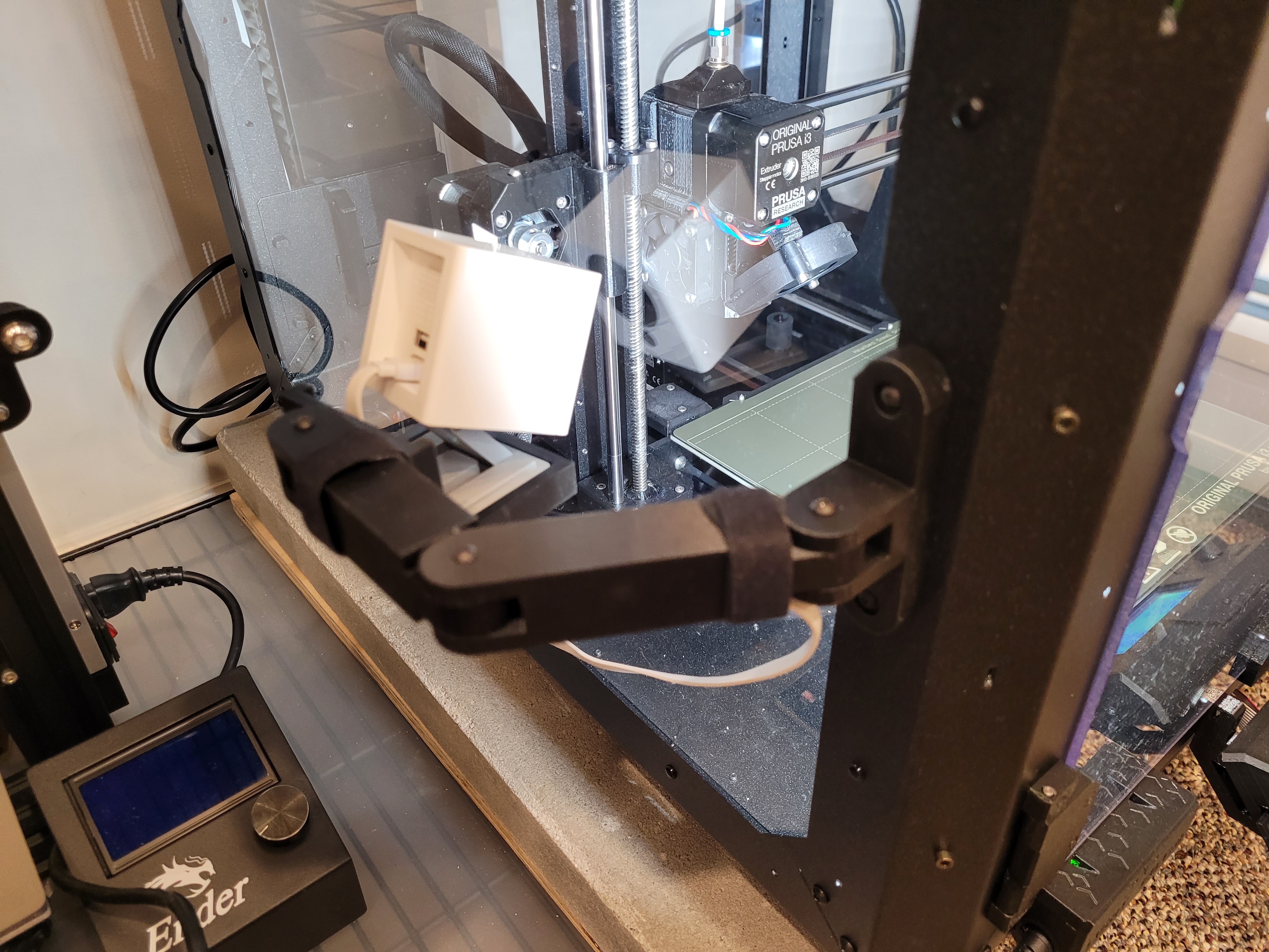 WYZE cam V1 Exterior mount on Original PRUSA Enclosure