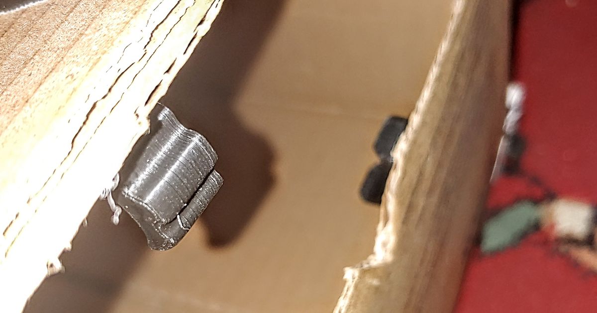 Cardboard Box Front Latches by SeventhSeeker Download free STL model