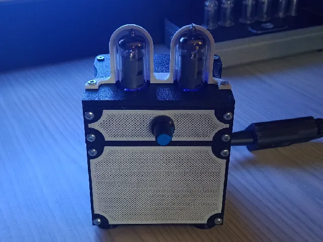 6j1 Valve preamp case [with transformer]