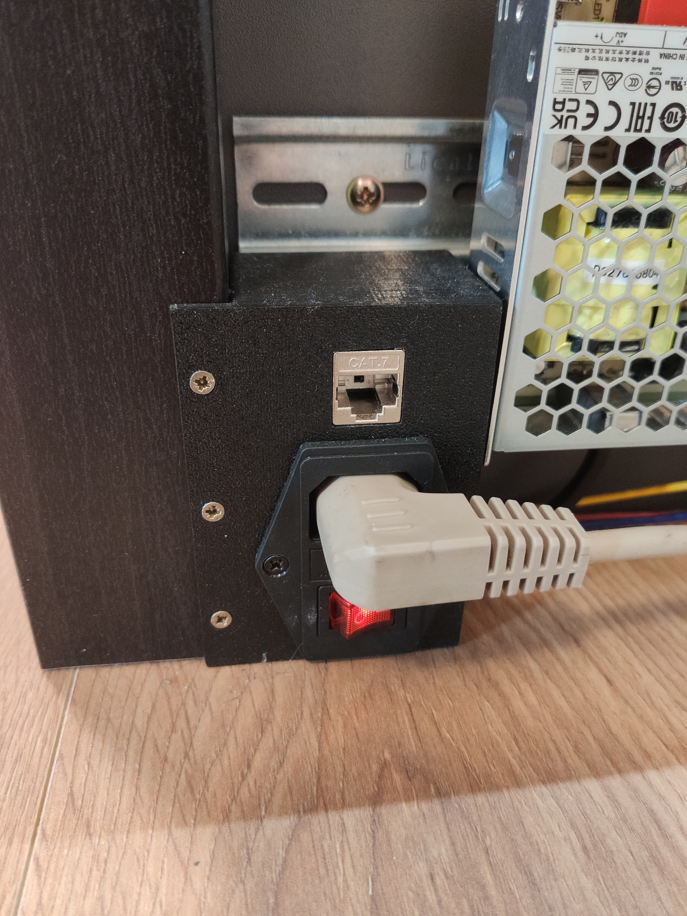 Power Socket Bracket with RJ45 Keystone by Franz Download free STL