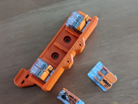 Wago 221 holder with ADXL mounting holes to fit RatRig V-Minion REMIX