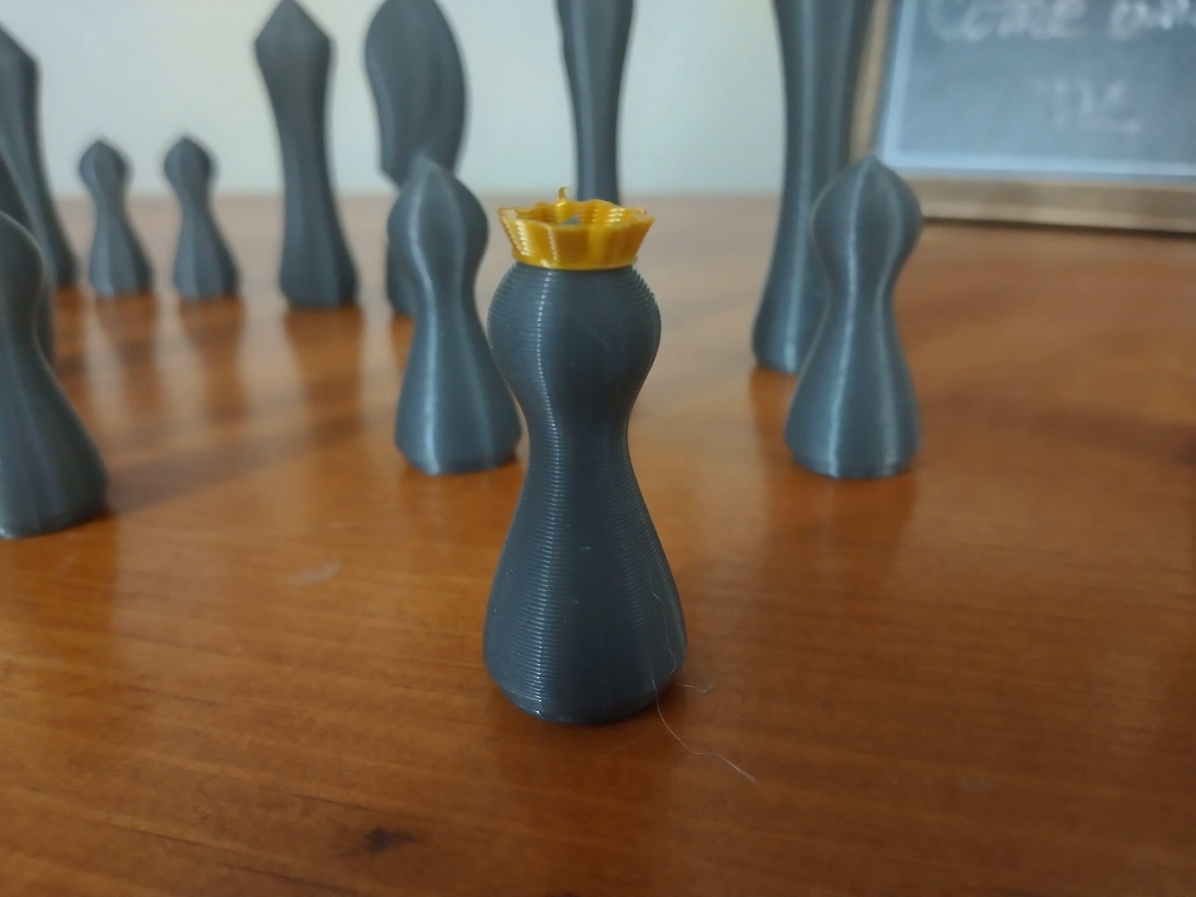 Pawn Crown
