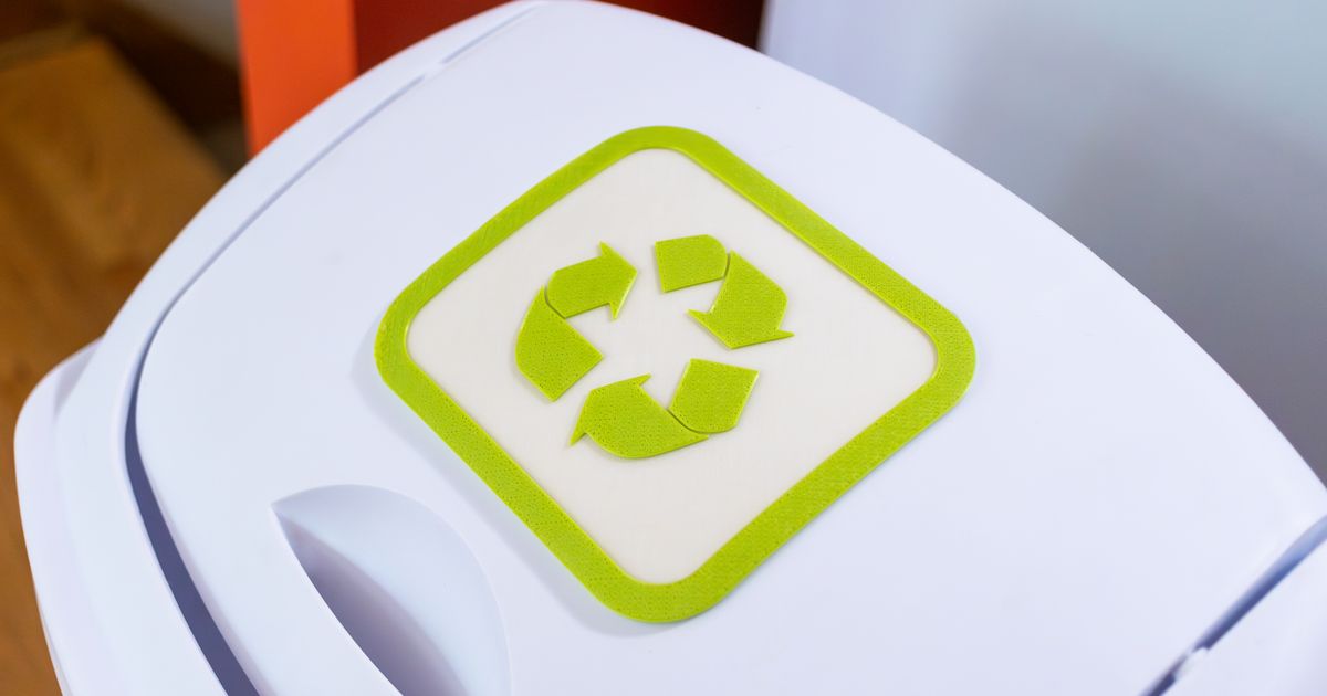 Print &amp; Fit: Flat Recycling Sign with Optional Heat Bending by Nat | Download free STL model ...