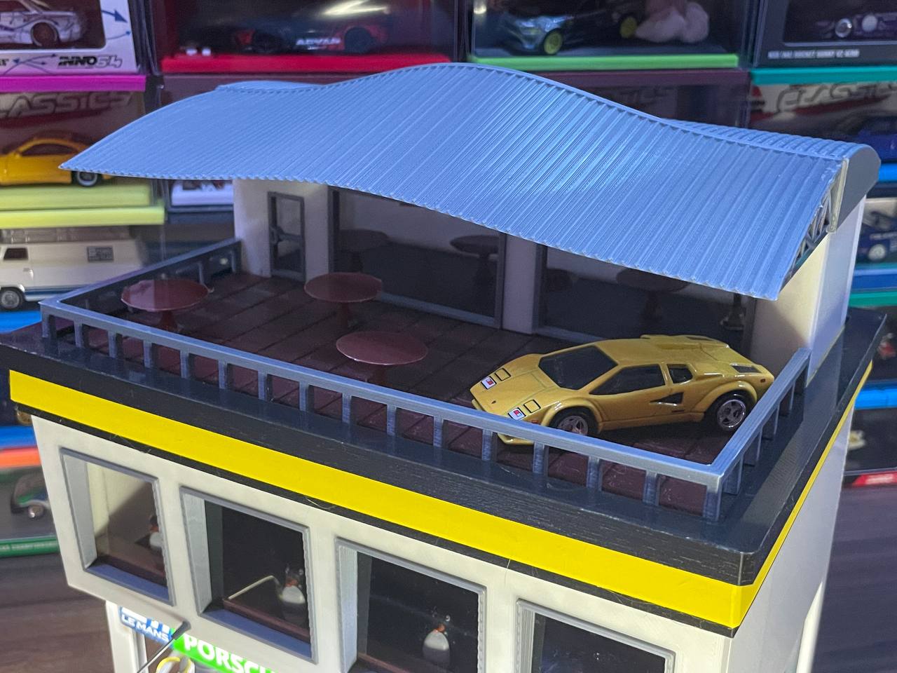 Racing Pit Garage/Building for Hot Wheels & 1/64 Scale Cars by