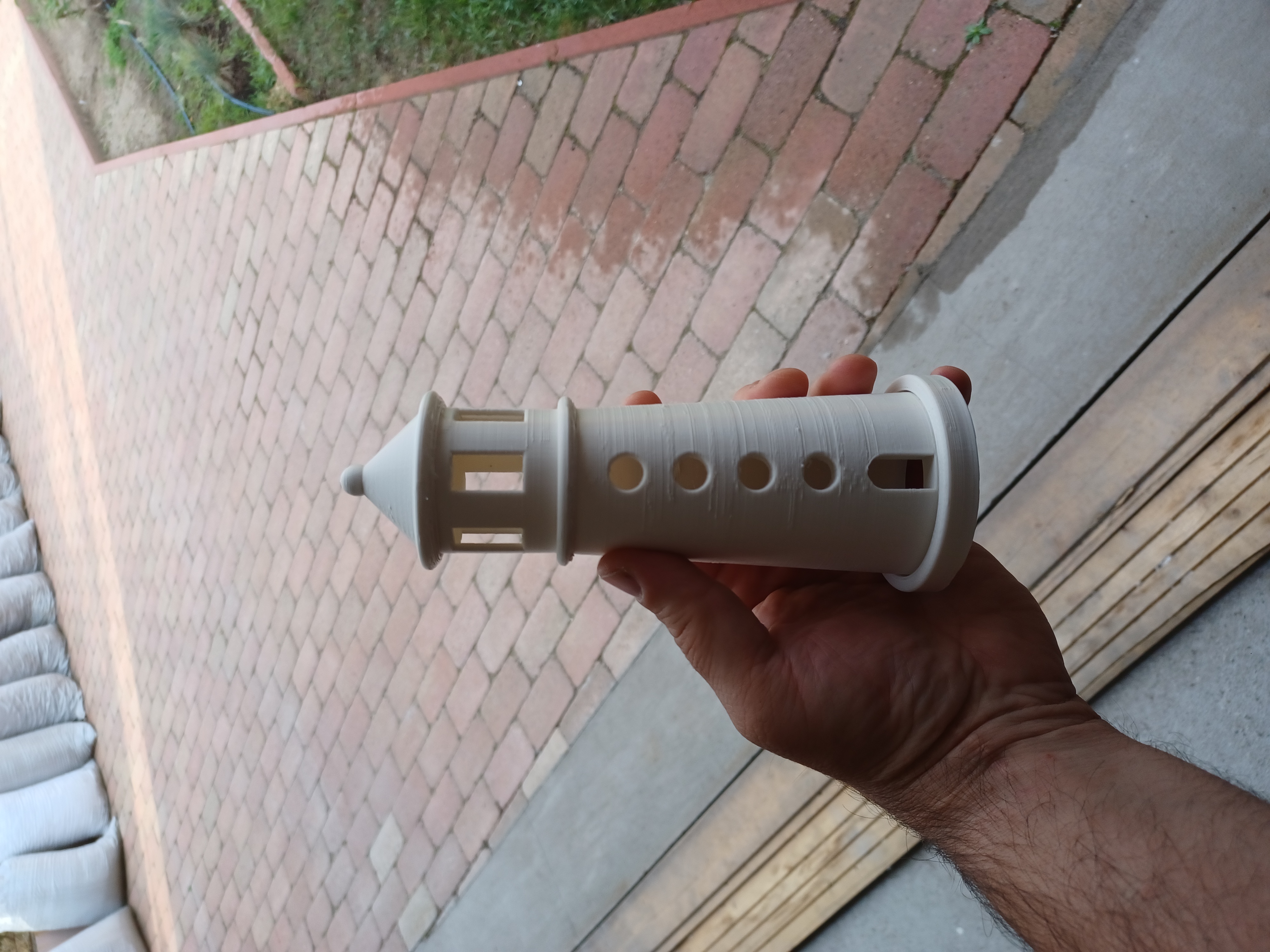 Miniatura 3 do modelo 3D Lighthouse with base