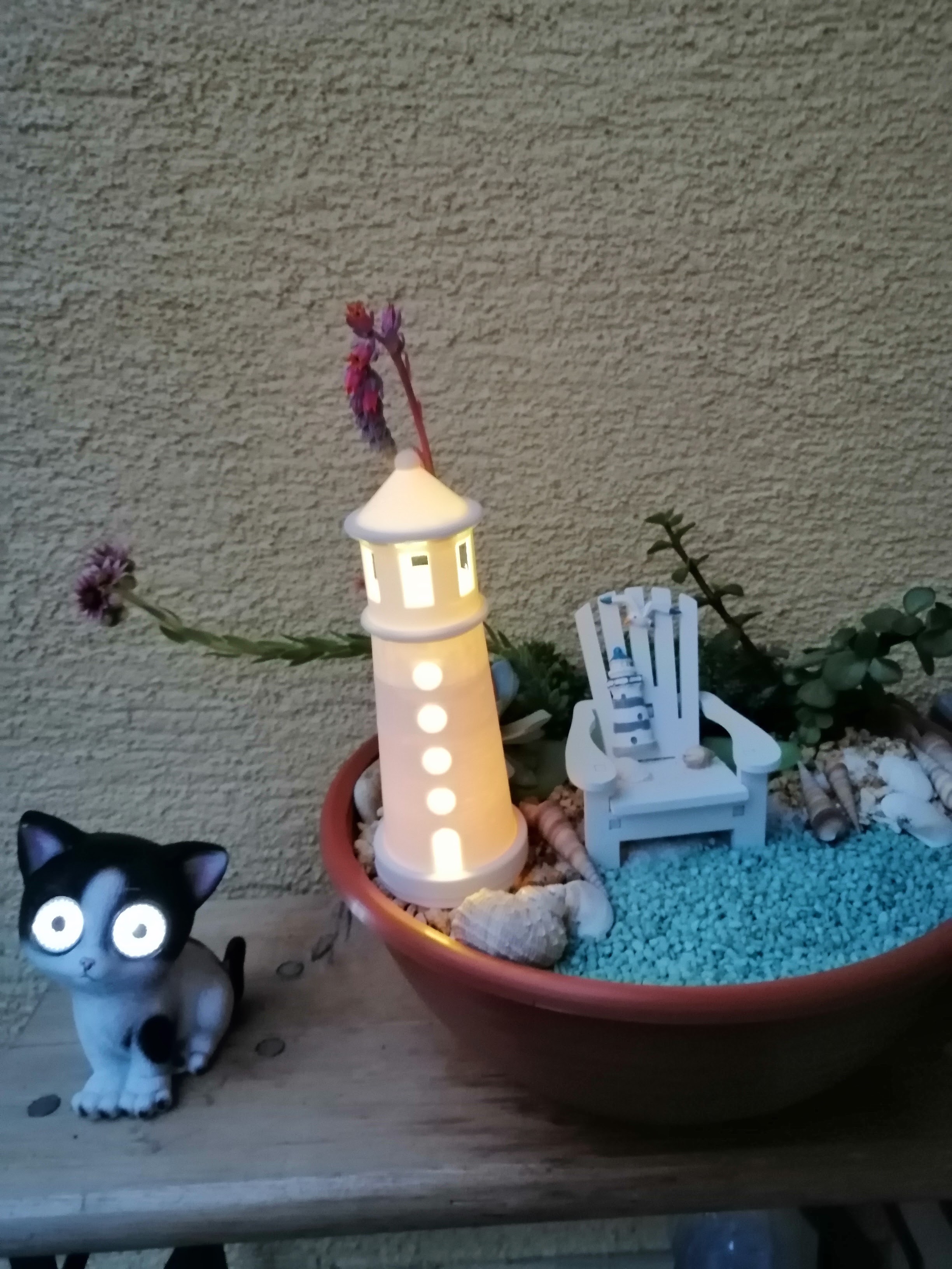 Miniatura 2 do modelo 3D Lighthouse with base