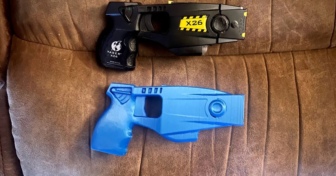 Training Taser X26 by BDMT123 | Download free STL model