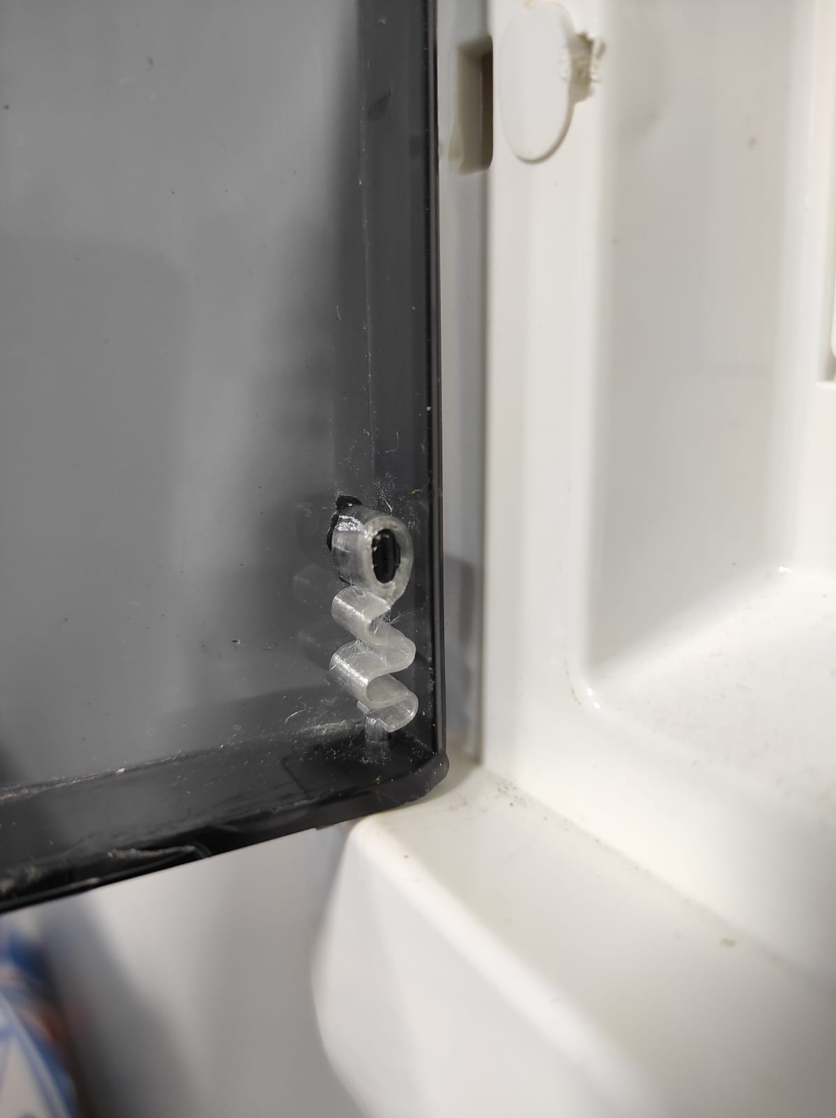 Genrod Hinge — thumbnail 2