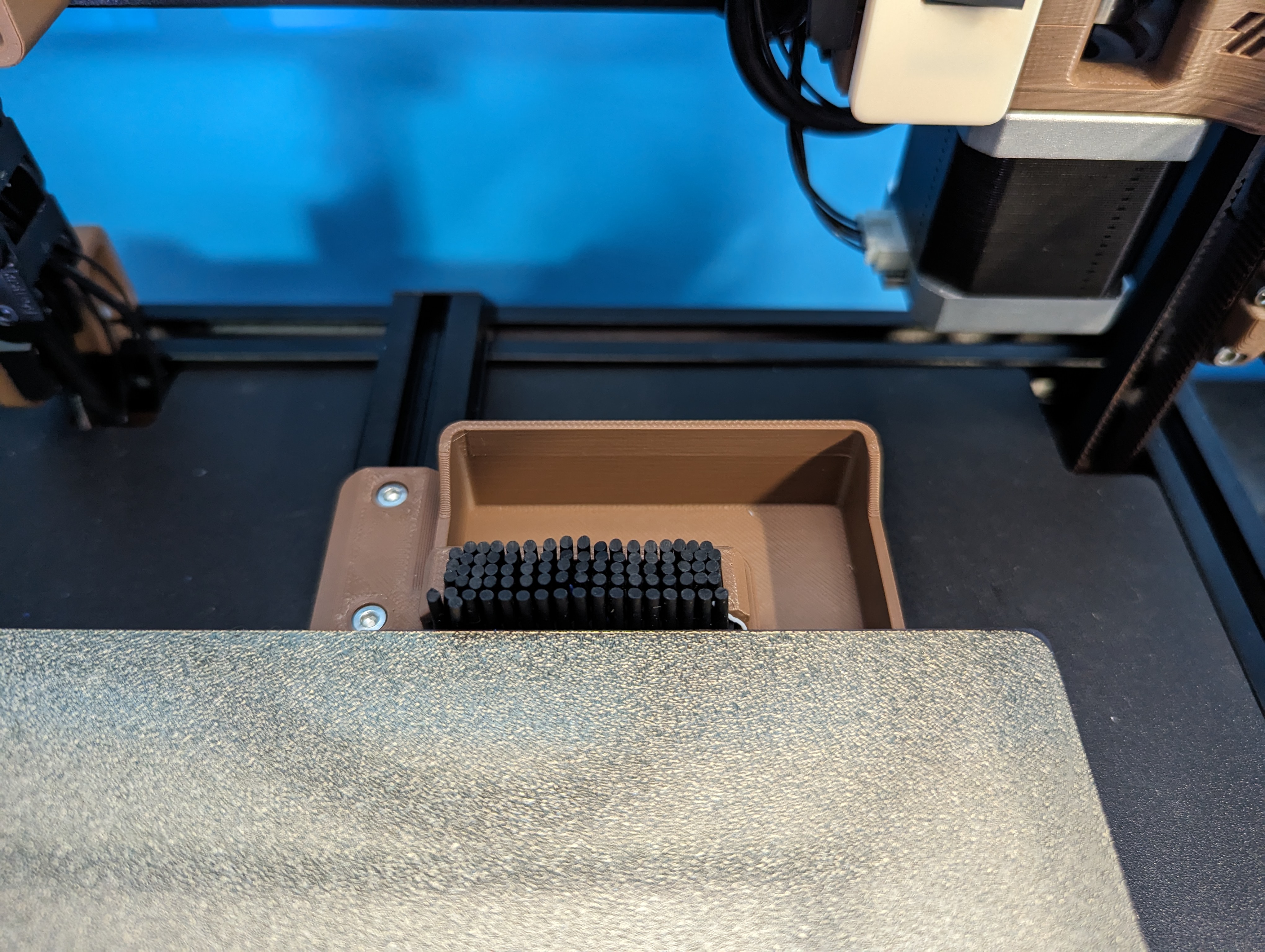 Improved Silicone Nozzle Scrubber with Bucket for Voron 2.4