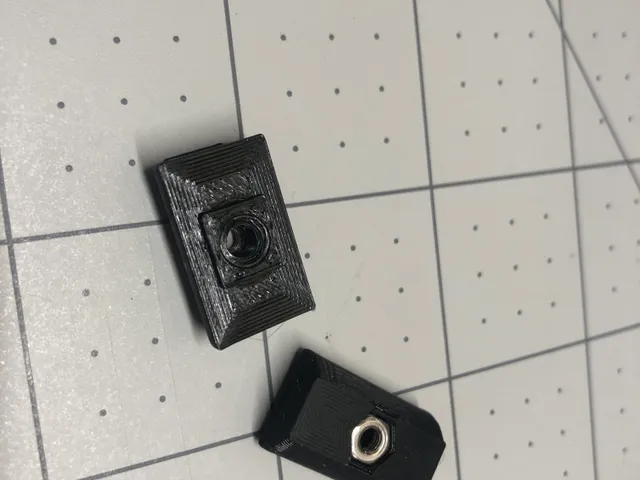 Tilt-in or Drop-in T-Nut M3