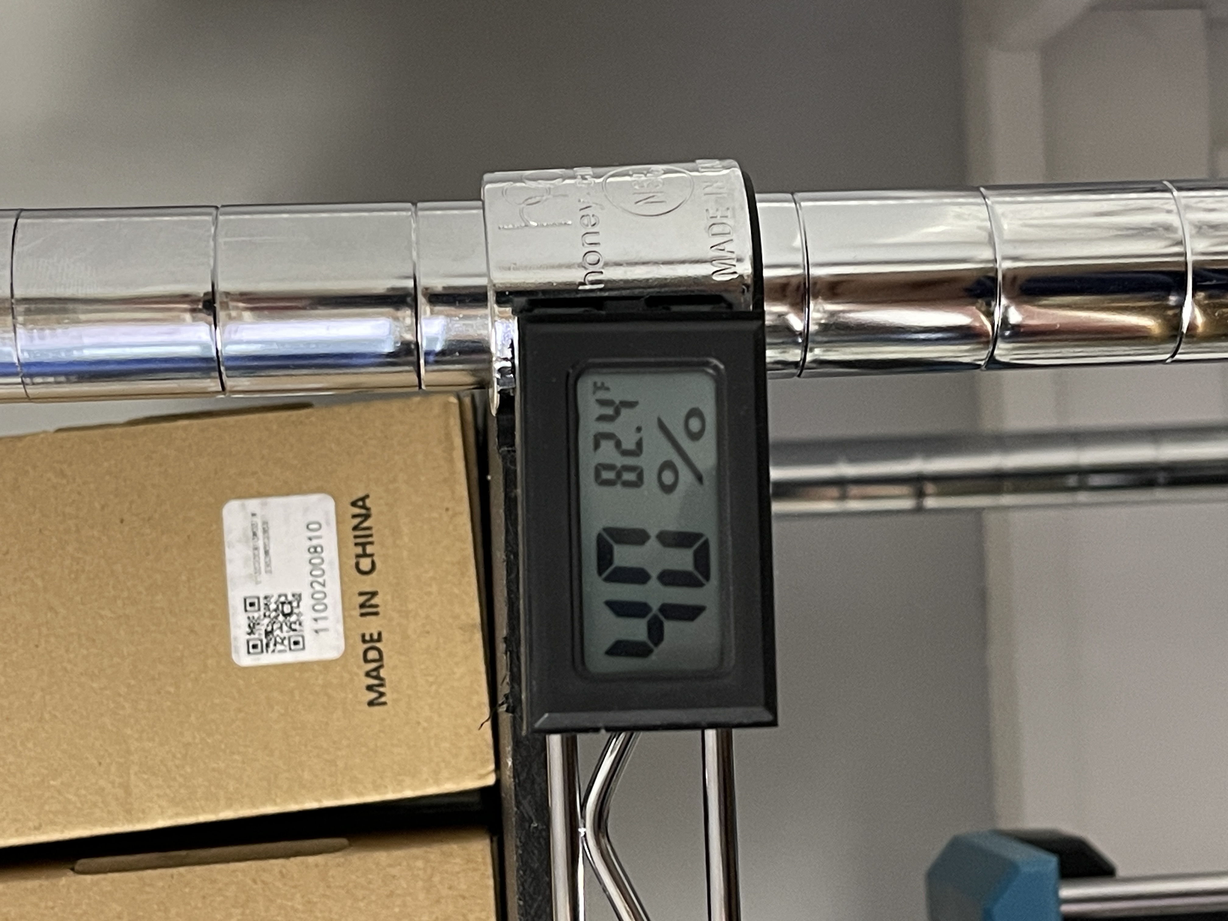 Baker’s Rack (wire shelf) interchangable mounting clip system
