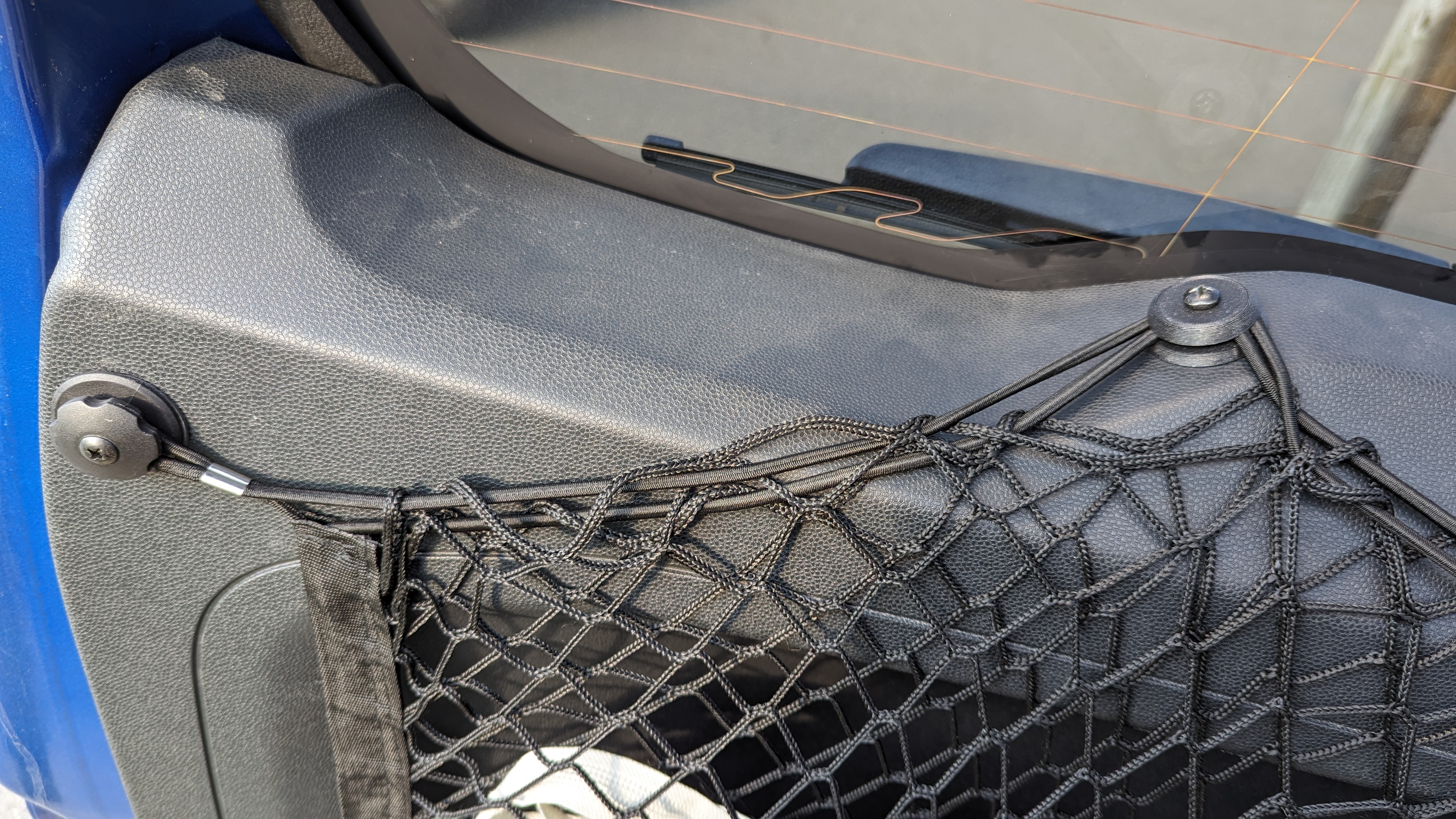 Miniatura 2 do modelo 3D Generic Cargo Net Hook / Retainer
