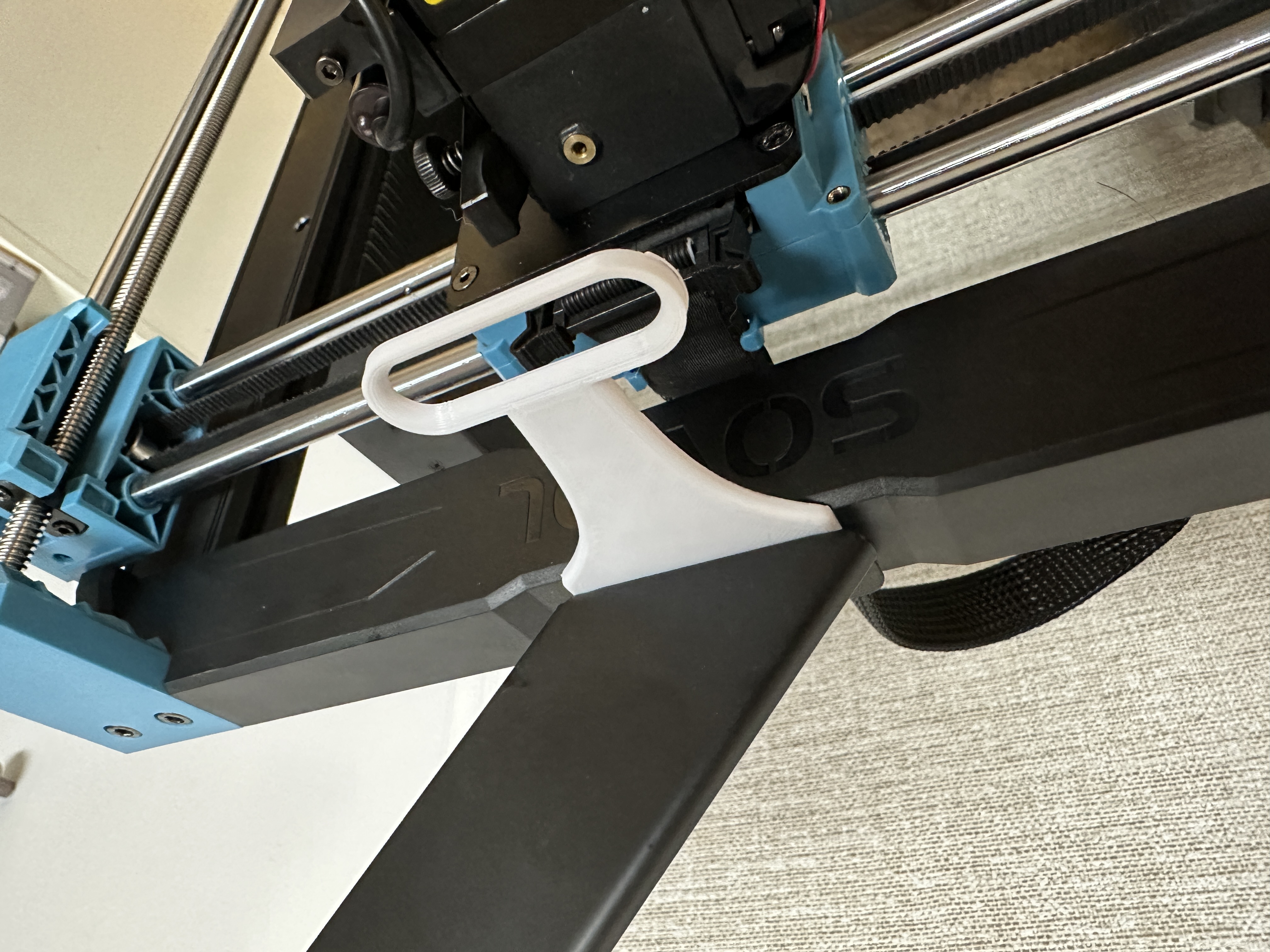 Sovol SV06 plus filament guide