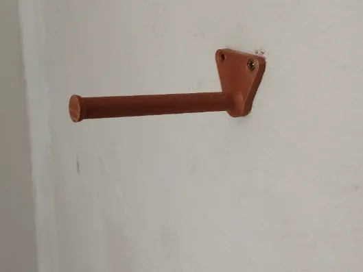 TOILET PAPER HOLDER