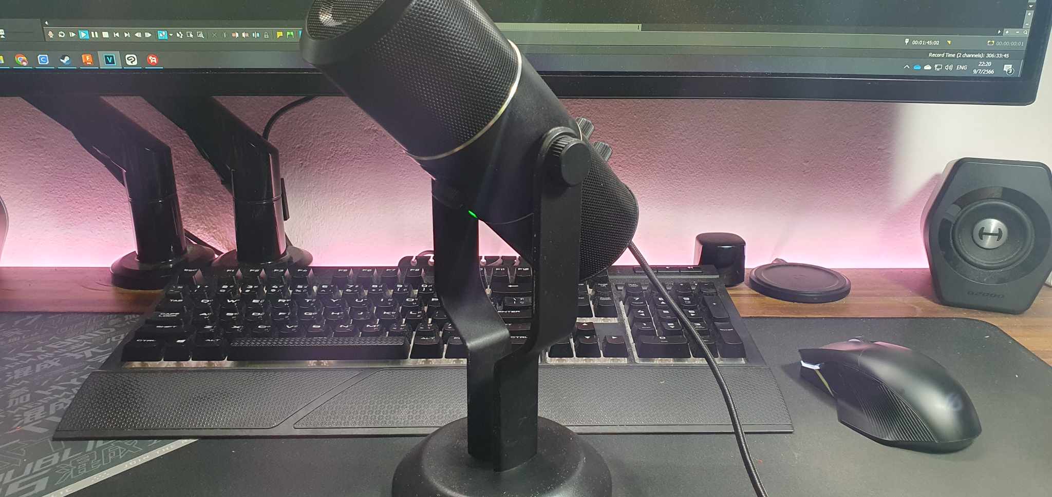 Razer Siren USB cable holder