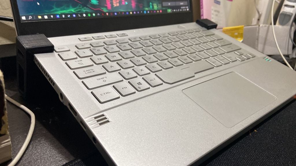Asus G14 Laptop stand Remix OG by Damein68(https://www.thingiverse.com/Damien68)