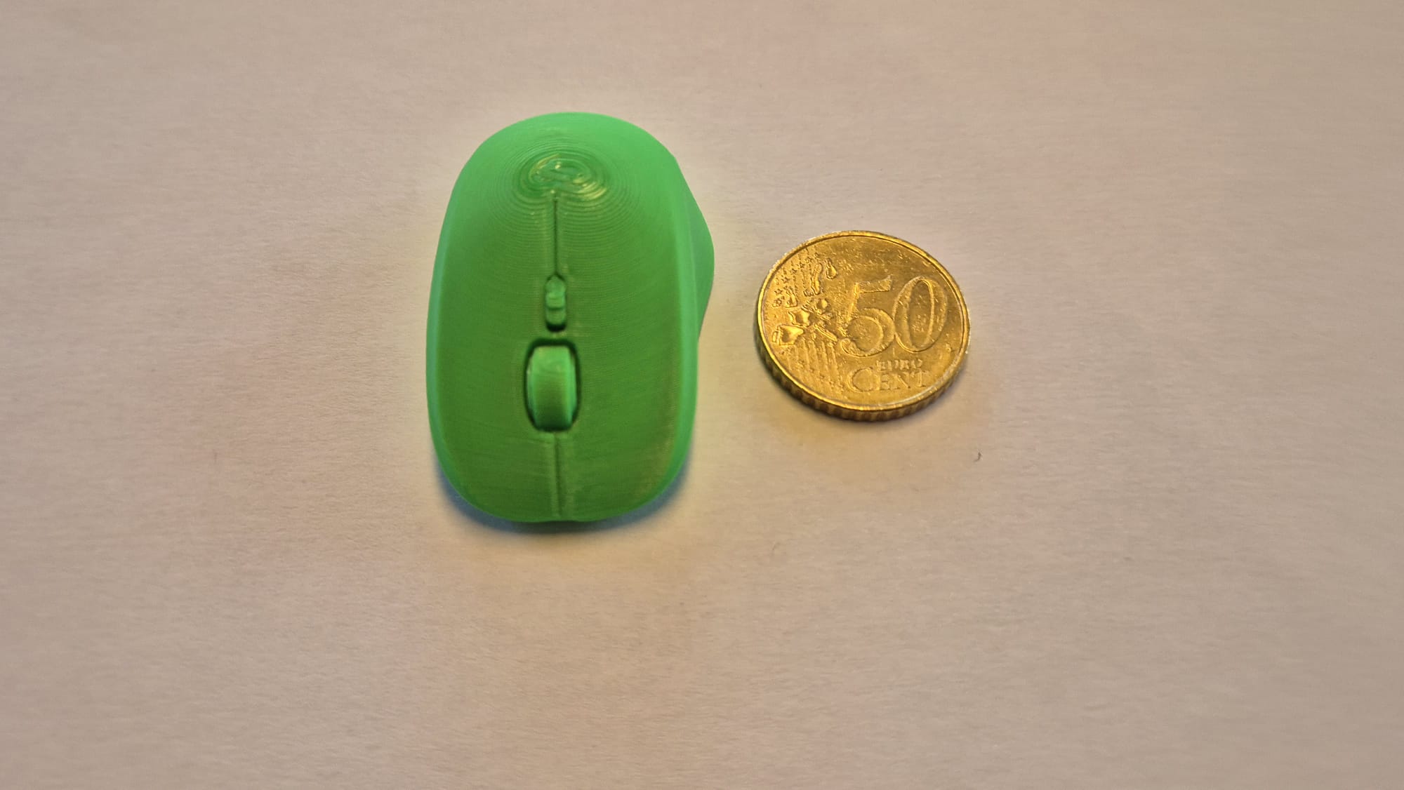 Miniatura 2 do modelo 3D Mini Computer Mouse (Miniature Computer Mouse)