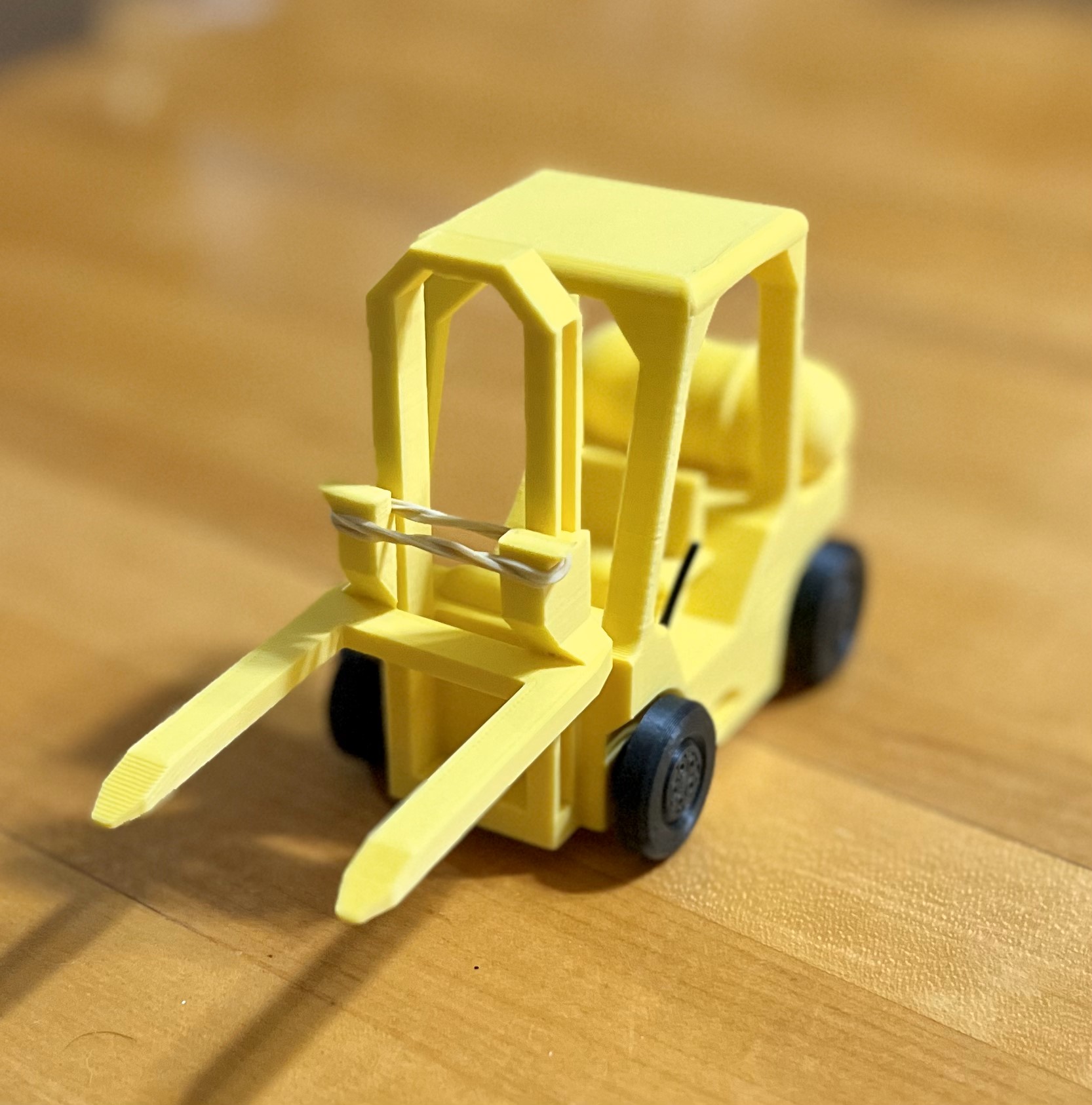 Forklift by 3DxDT Download free STL model