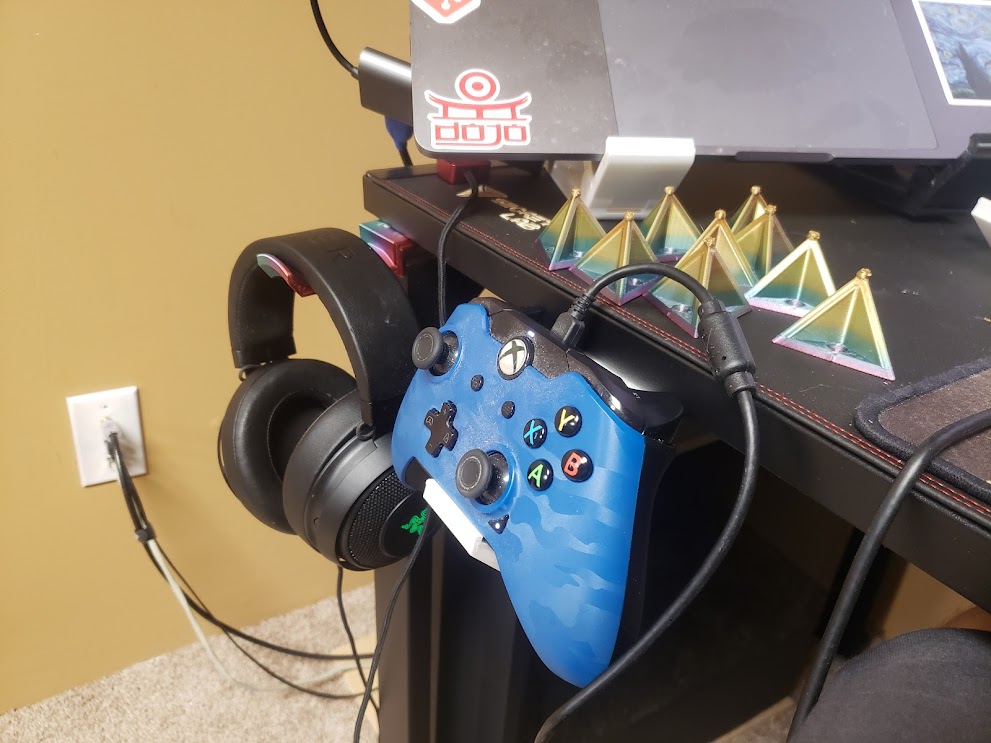 Magnetic Headphone holder