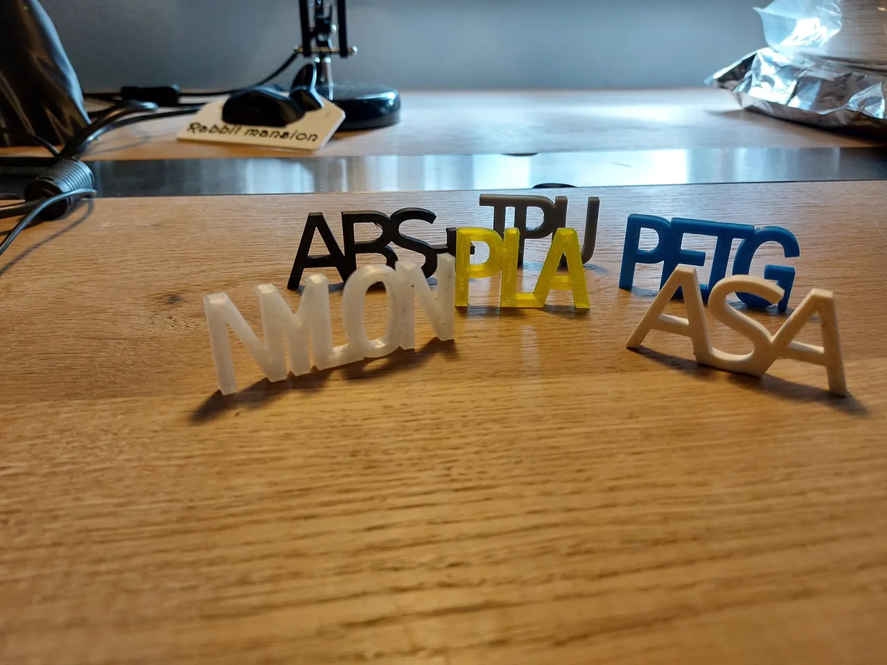 Printable material names by Rutsel | Download free STL model ...