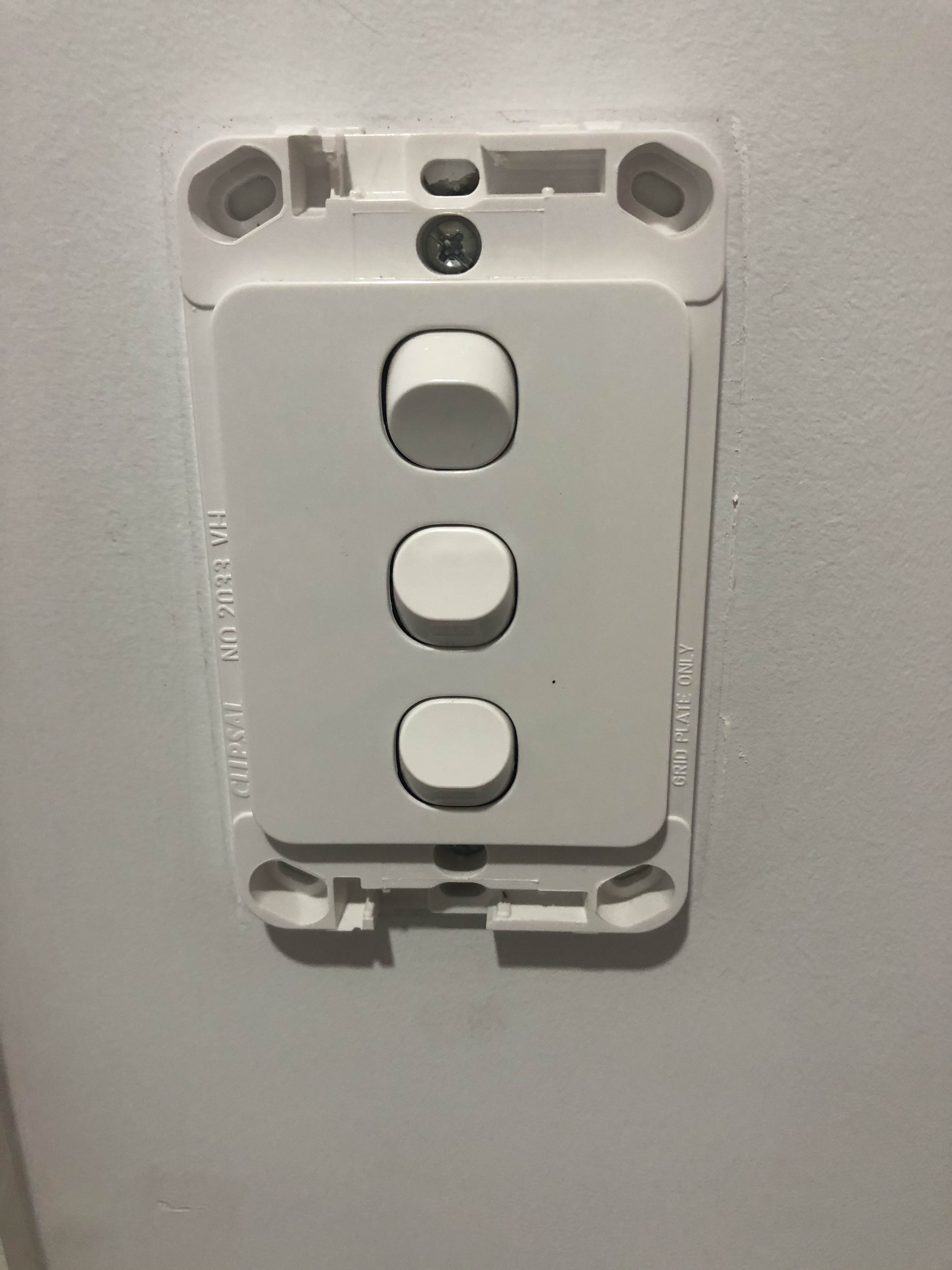 Miniatura 4 do modelo 3D Light Switch Cover (with Key Hooks)