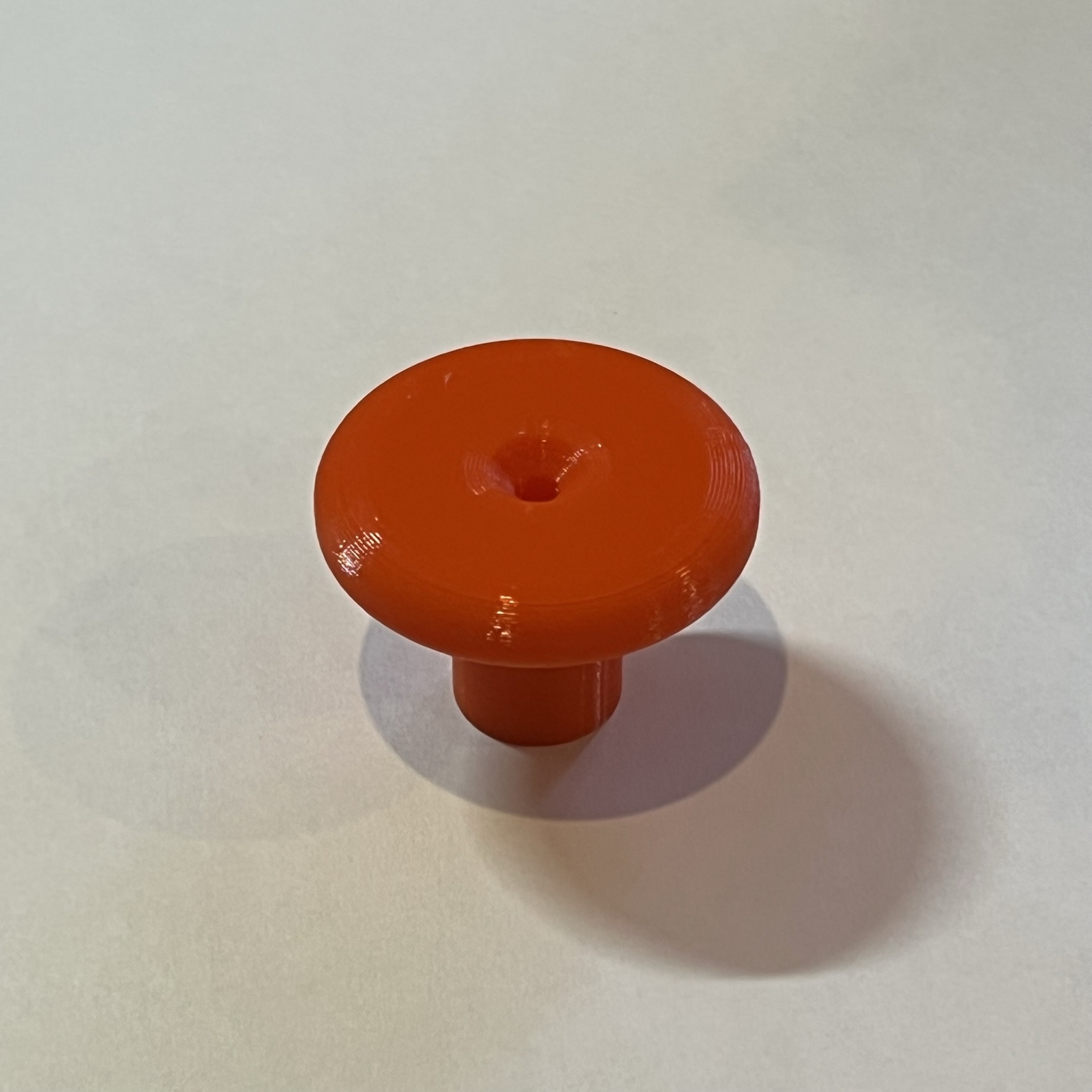 Screw-on Knob