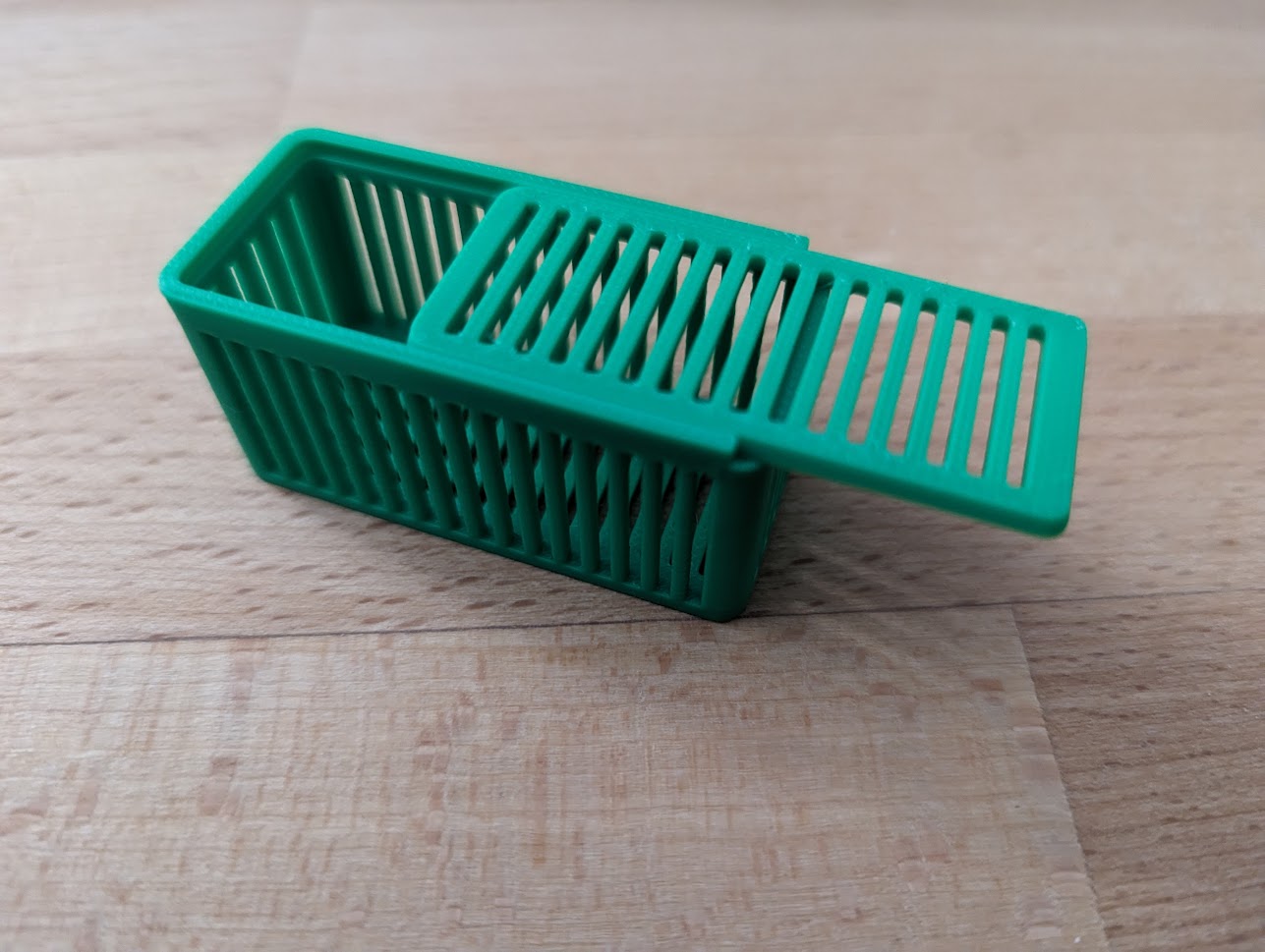 Dessicant Container - Box with Removable Lid