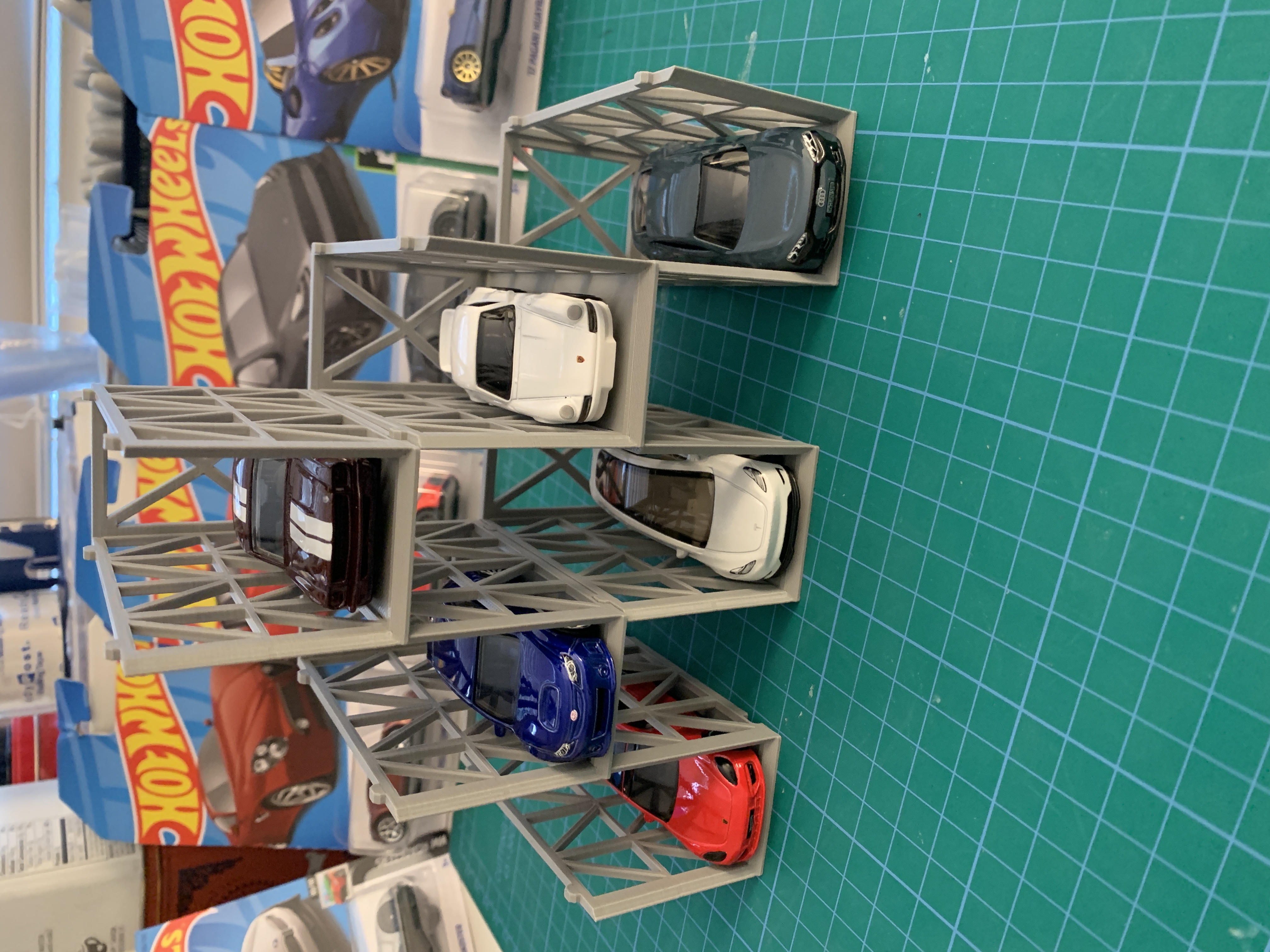 Miniatura 2 do modelo 3D Stackable HotWheels Display