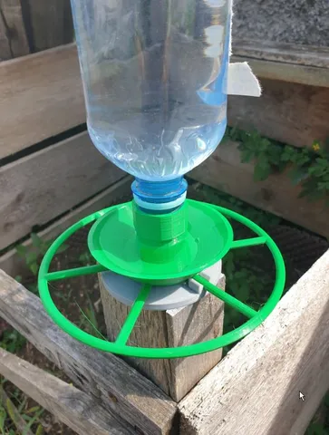 Mounting Base for Bird Water Feeder