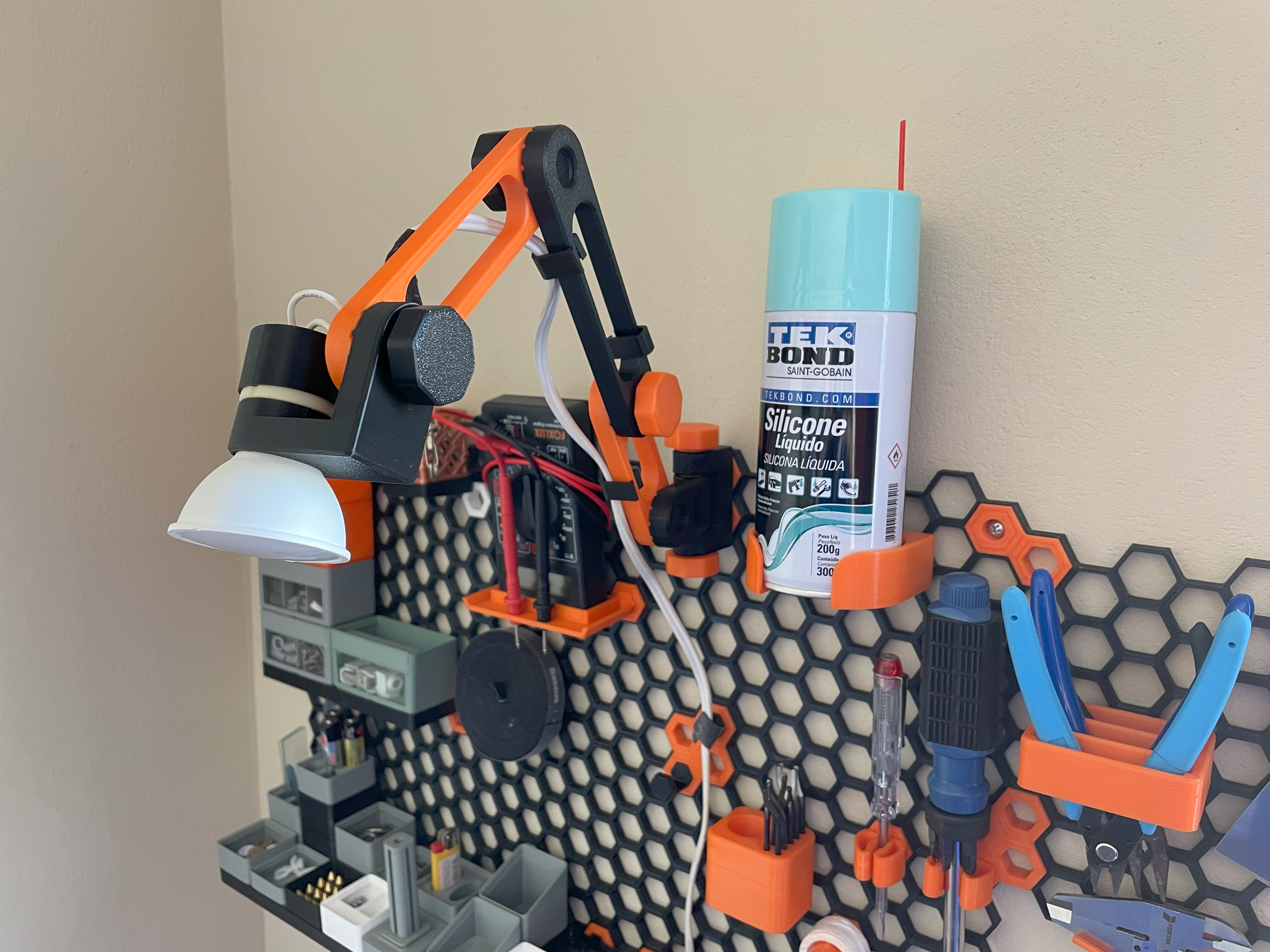 Articulated LED Honeycomb Mount