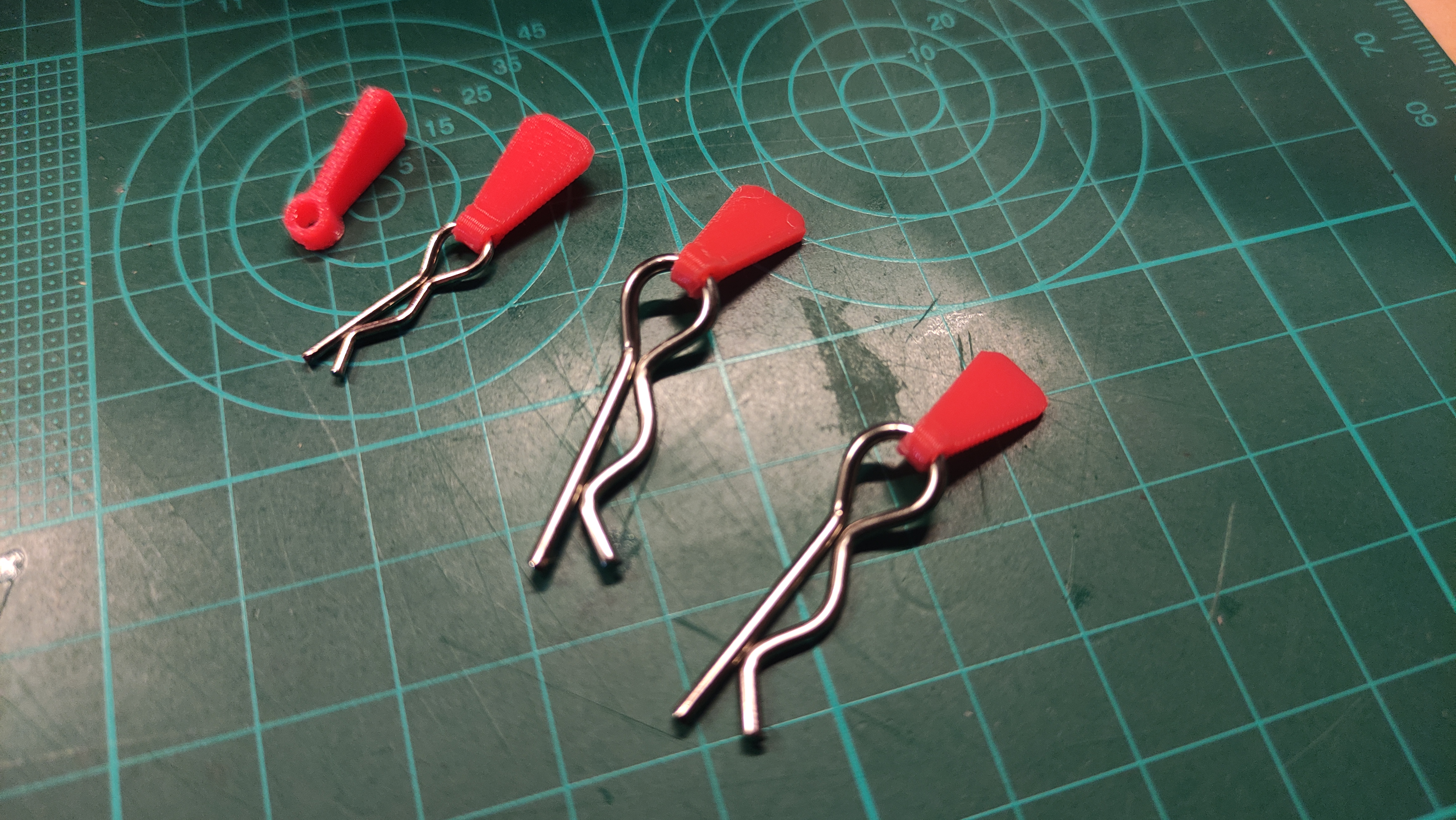 RC Body Clip / Pin Tabs