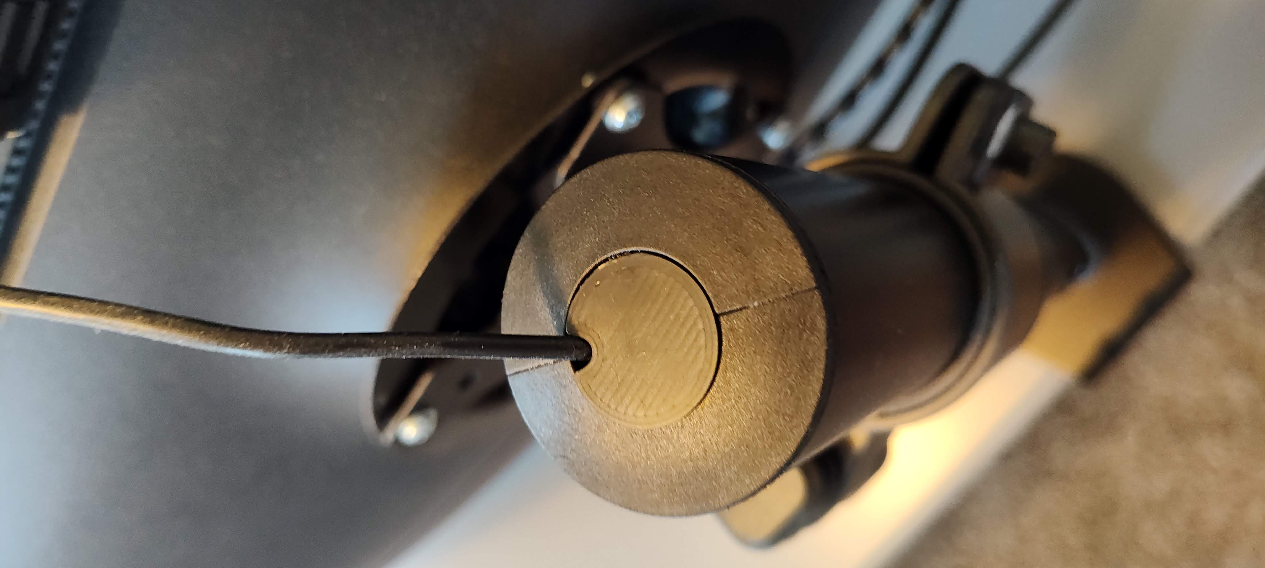 Monoprice Workstream Pole Cap