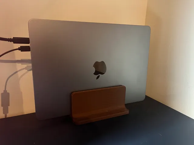 Macbook Air 13'' Stand (M2 & M1)