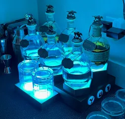Illuminated Decanter Display