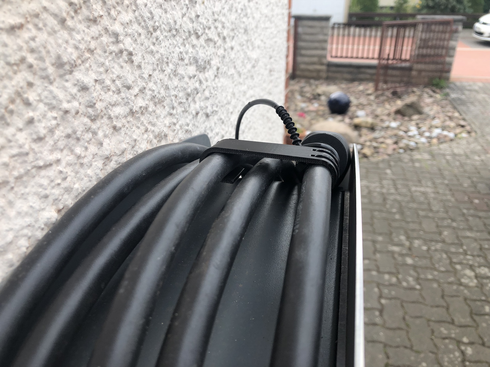 inCharge 6 – The Only Charging Cable you need