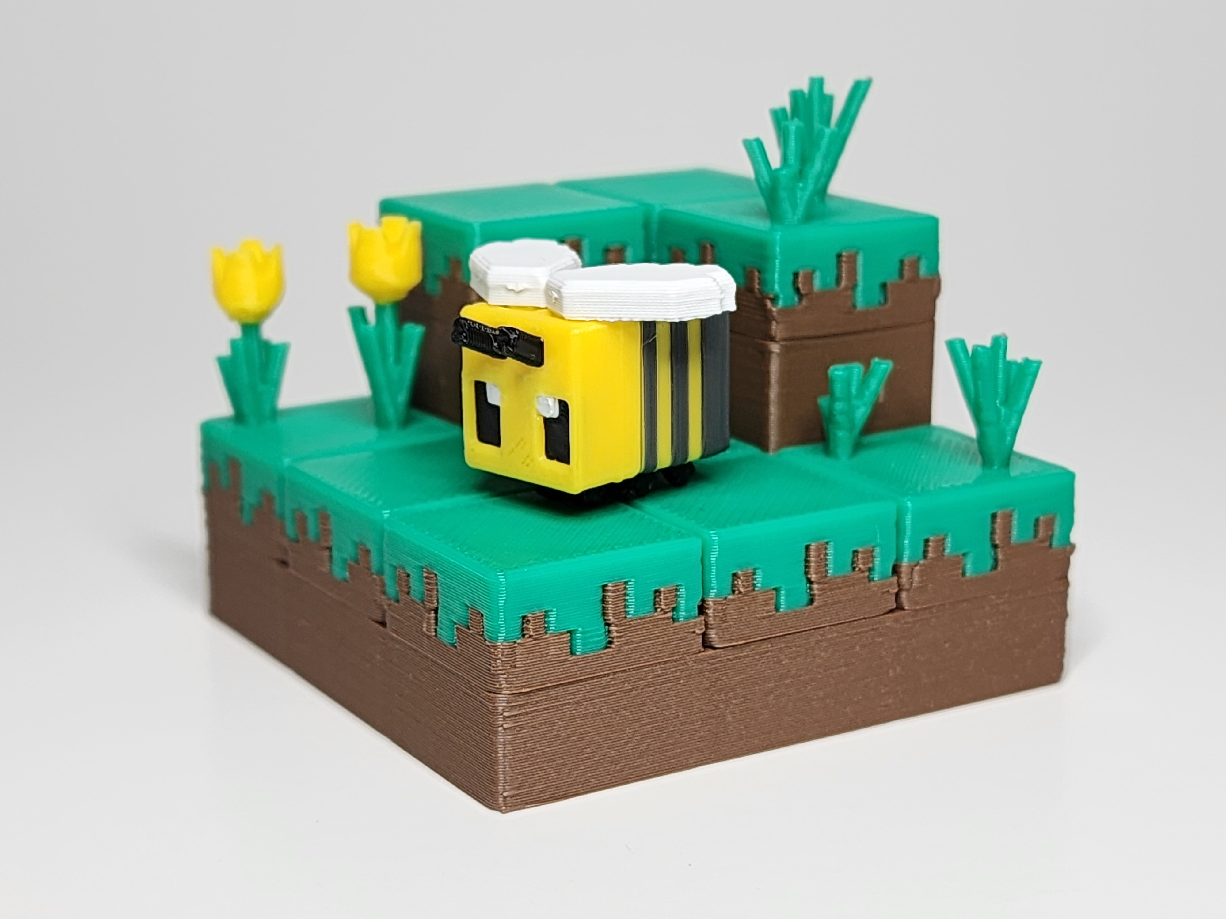 Minecraft-inspired Bee Mini Figure Kit Card  Keychain By Chiz 