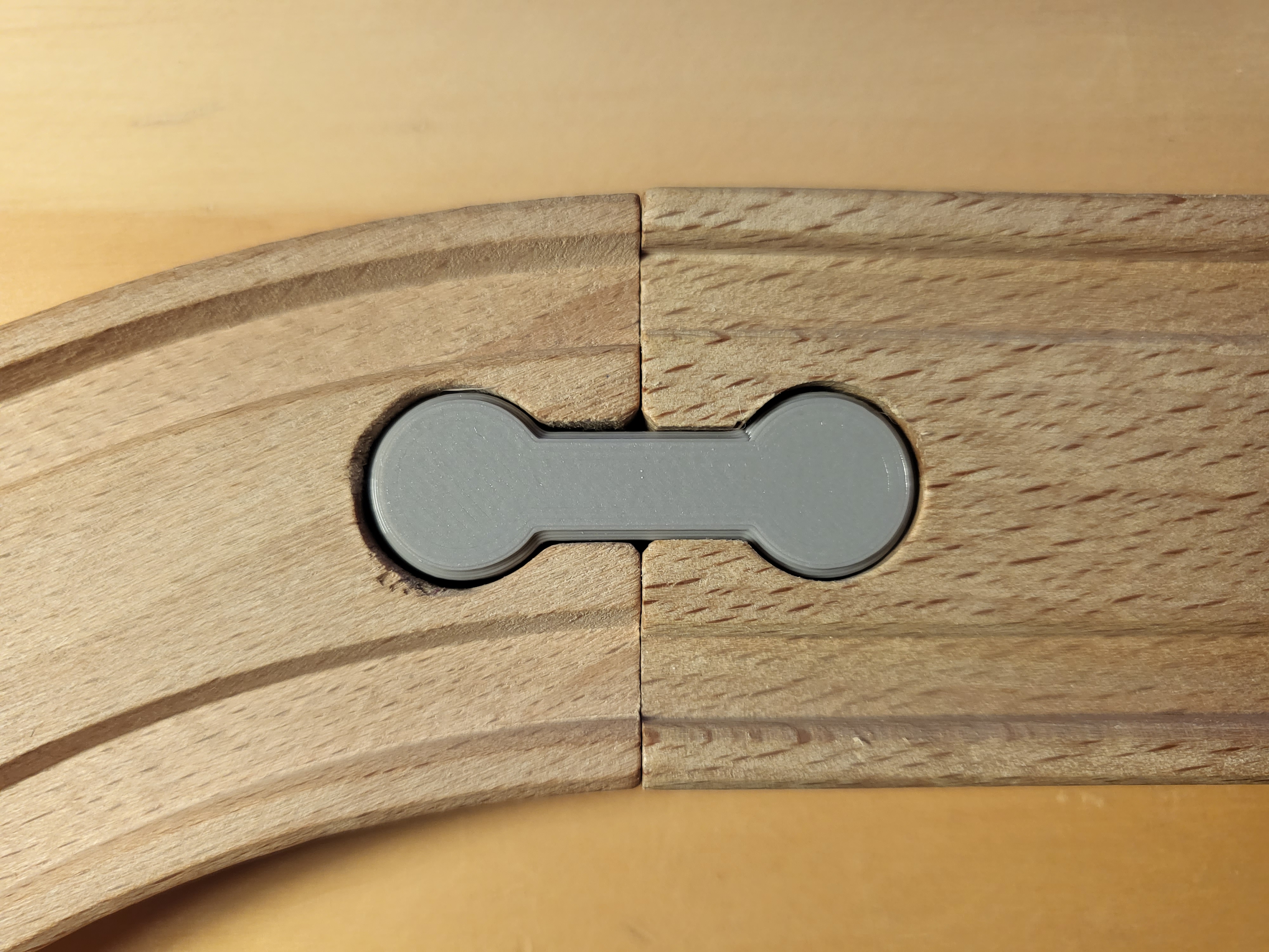 Train track connector