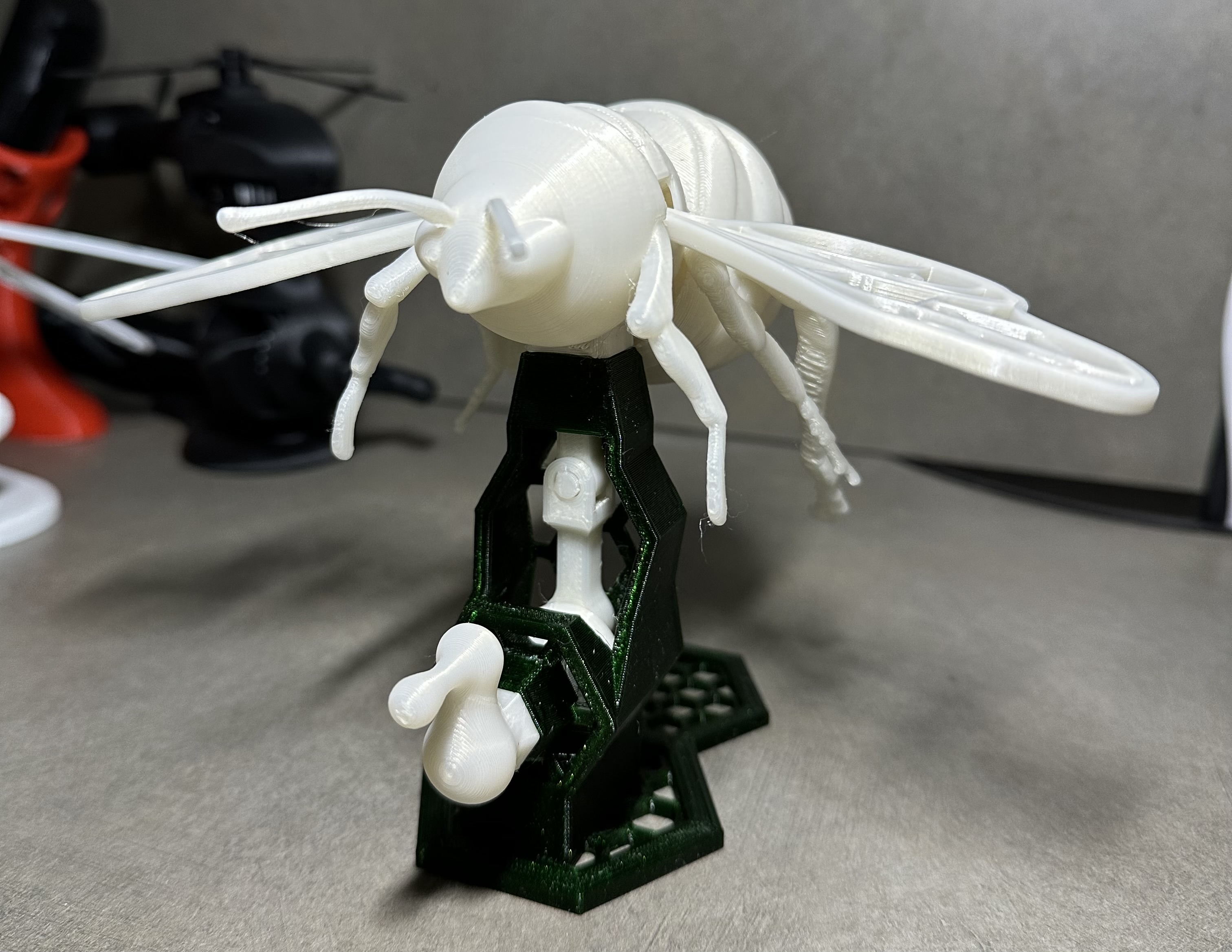 Mechanical Bee Sculpture (Fully 3DP)