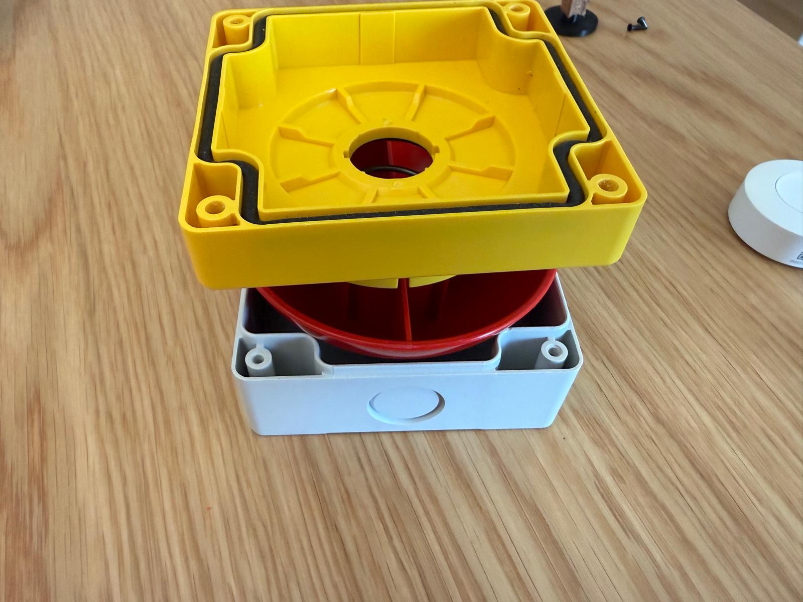 Miniatura 8 do modelo 3D smart panic button / Smarter roter Button