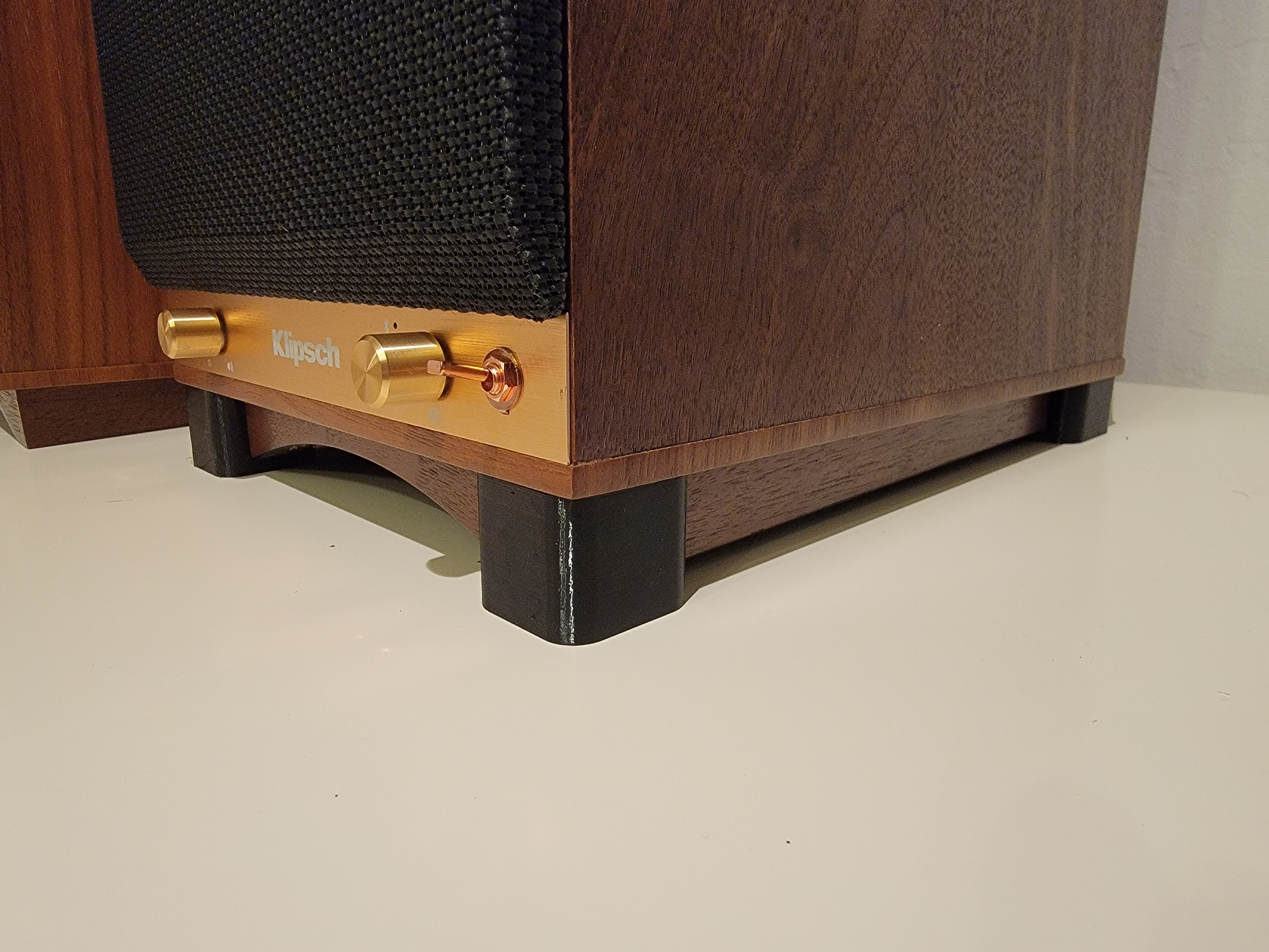 Feet for Klipsch The Sixes