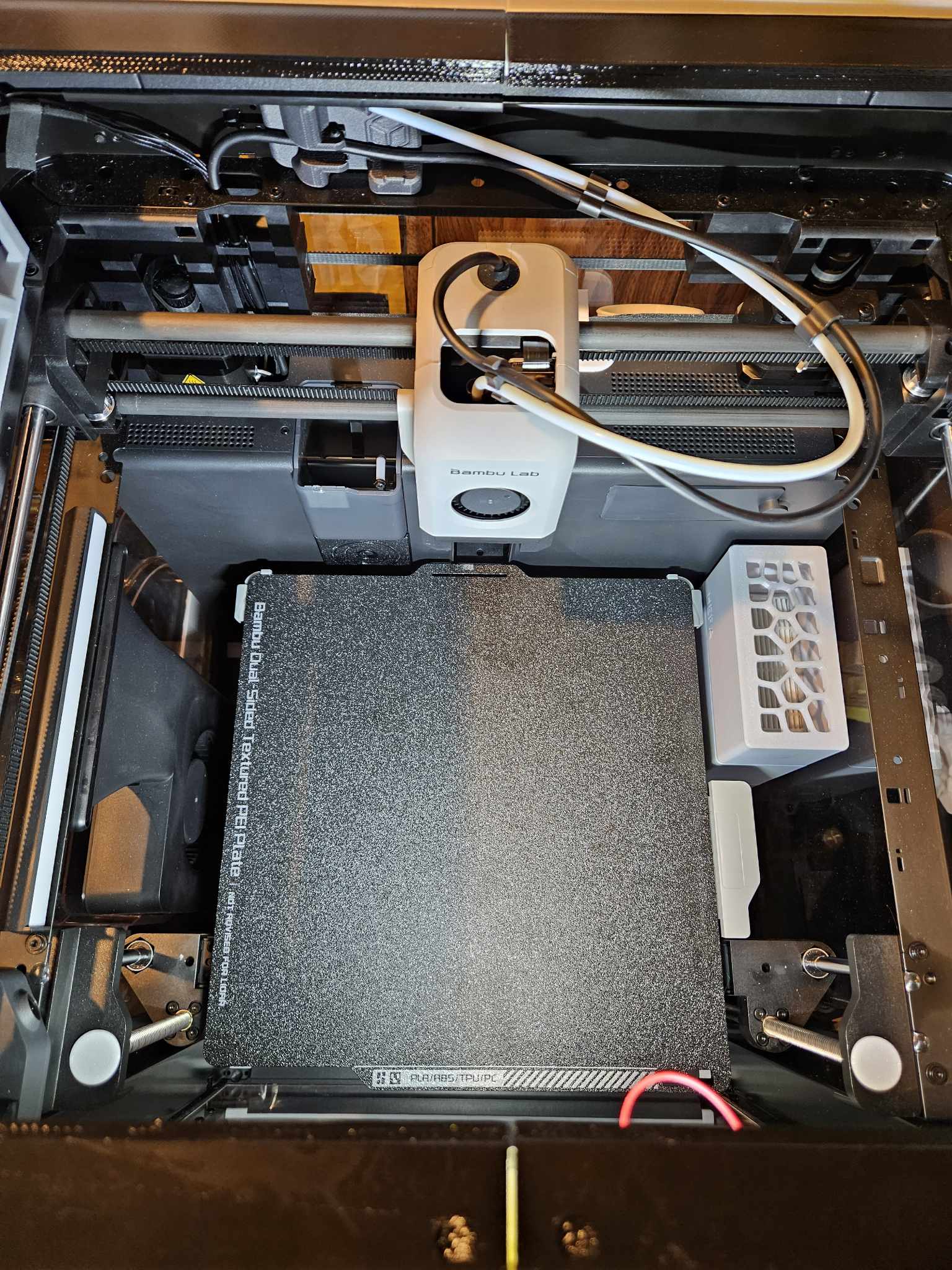 Bambu Lab P1P Cable Management Plate With LED Light by Qwiktune