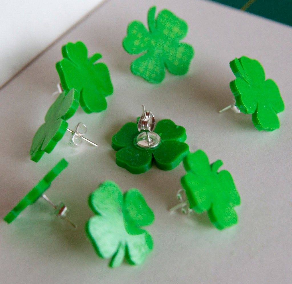 Small Earrings with locating ring