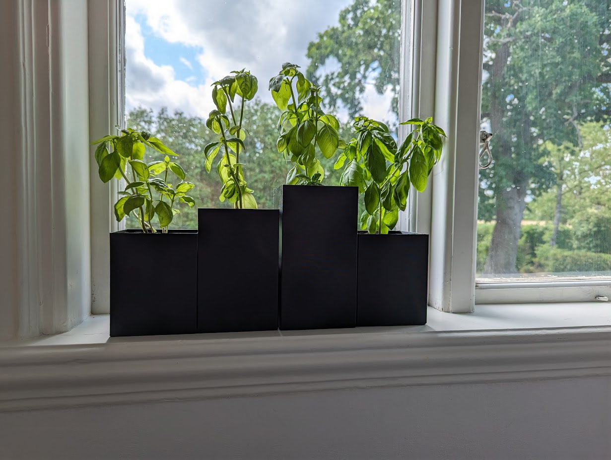 Cheap square planters. by Shan Download free STL model