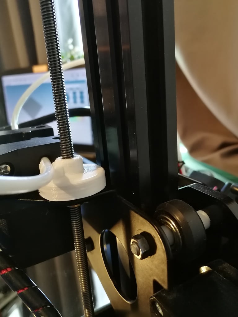Leadscrew Filament Guide