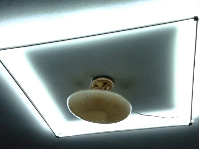 lampara tira led,  unión L stl,  tubo aluminio 1000mmx10mmx10mm