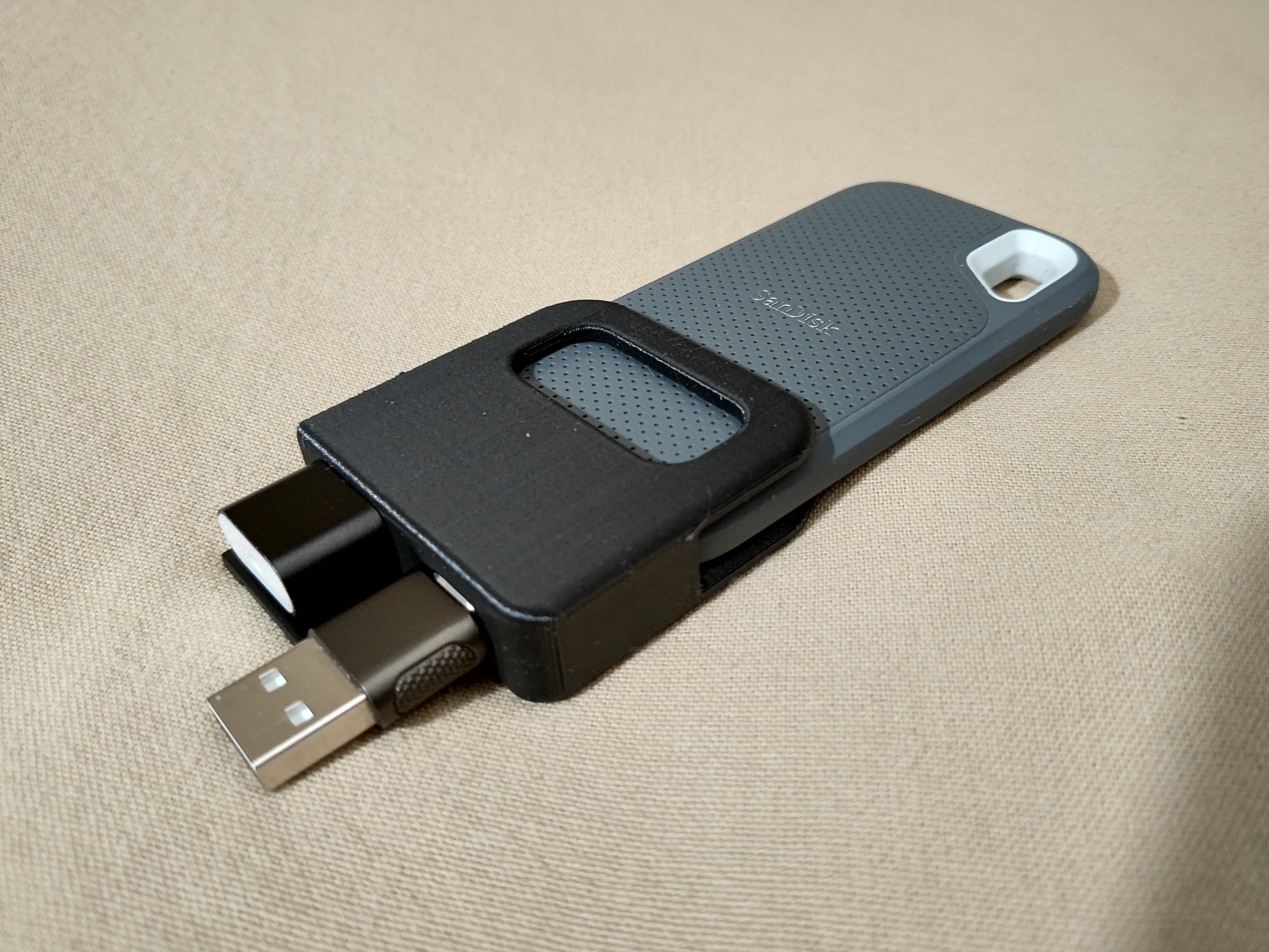 SanDisk Extreme Portable SSD Brace