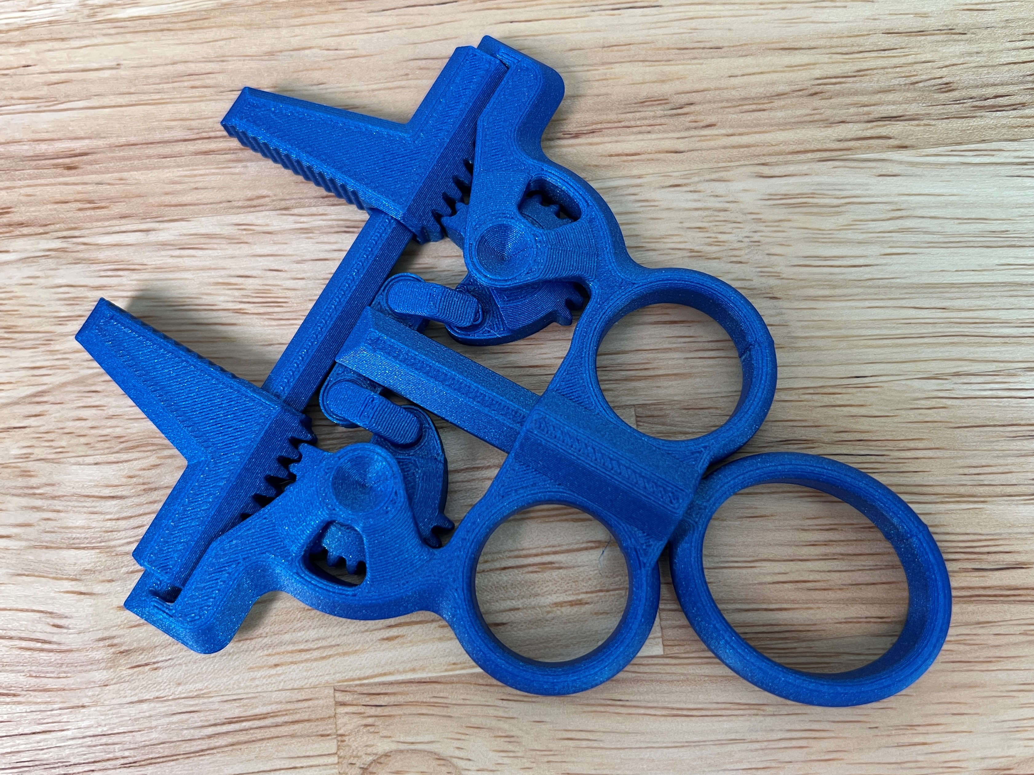 Toggle Locking Gripper